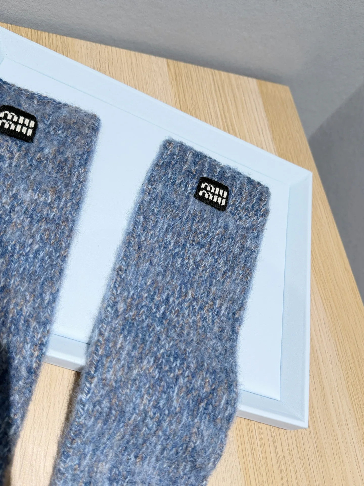 Перчатки Miu Miu 1586312