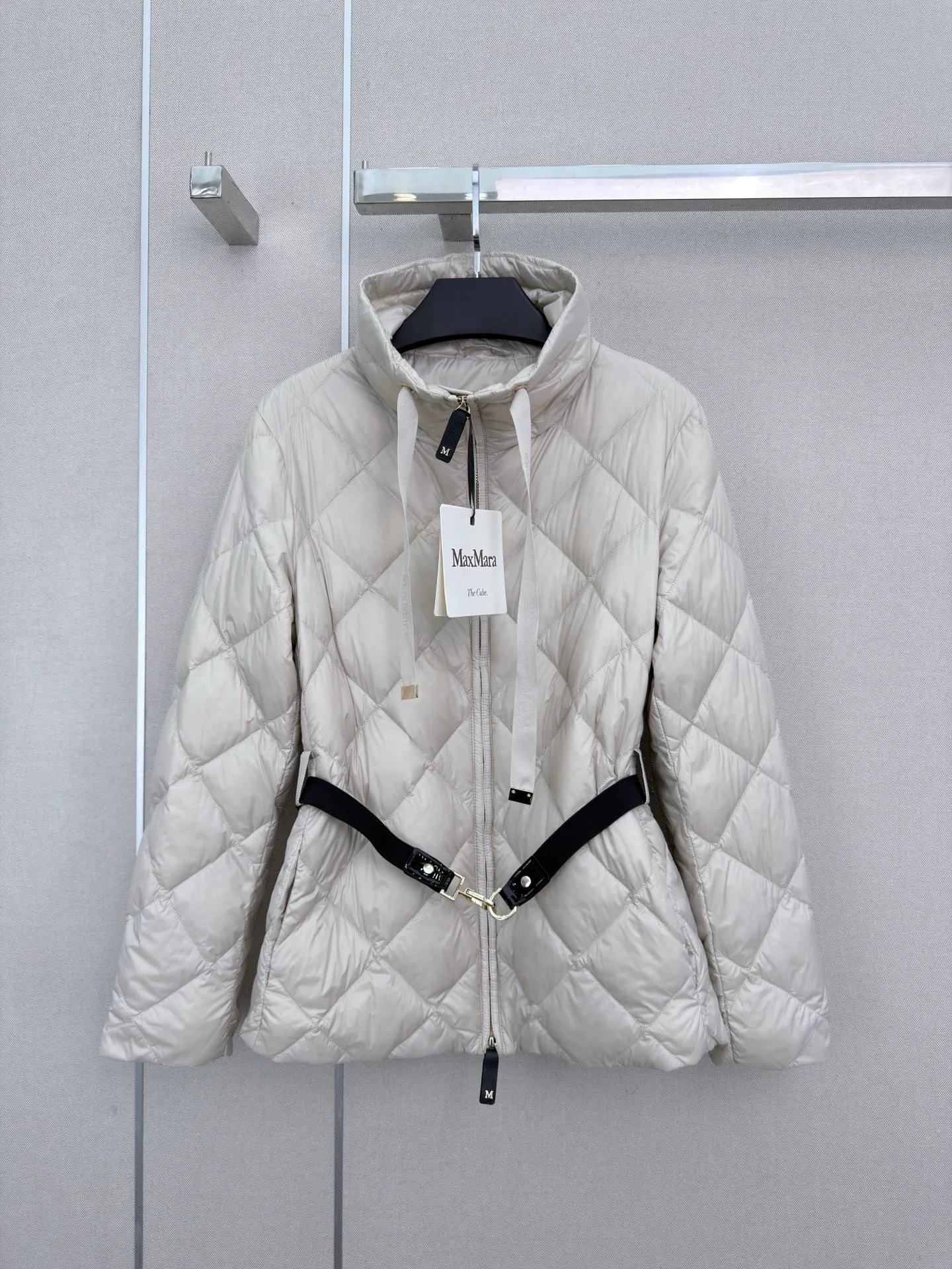 Куртки И Пуховики Женские Max Mara 18108361