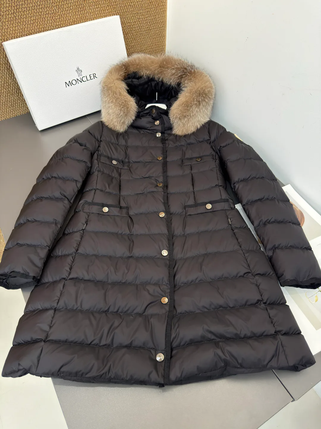 Куртки И Пуховики Женские Moncler 18816433