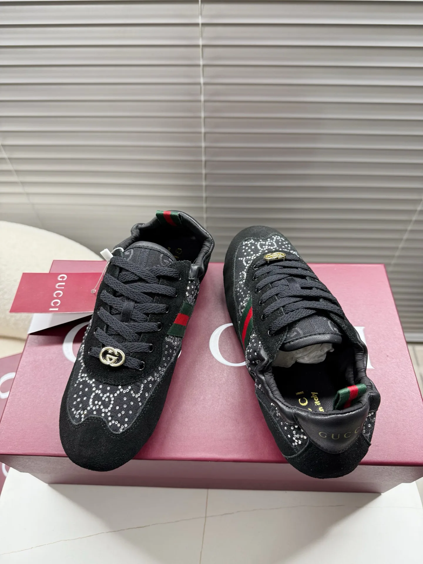 Кроссовки Женские Gucci 17016281