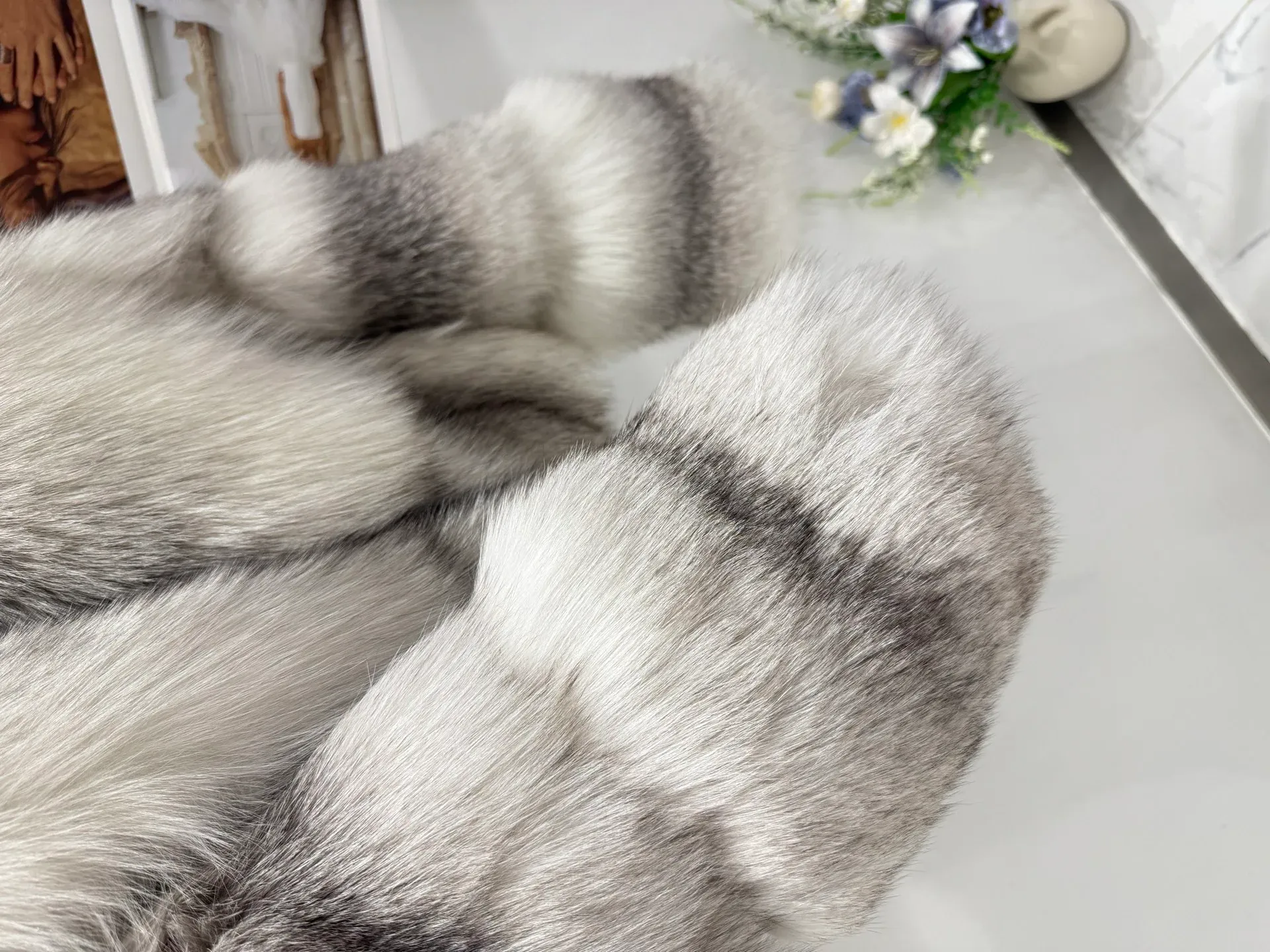 Шубы Женские Saint Laurent 785641