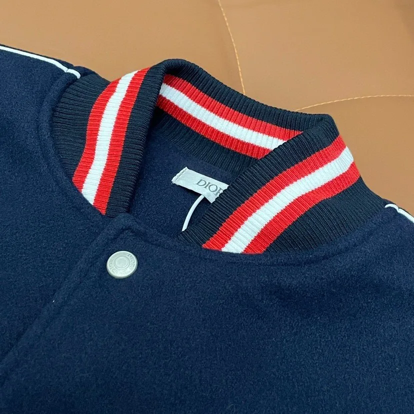 Куртки И Пуховики Женские Christian Dior 212669