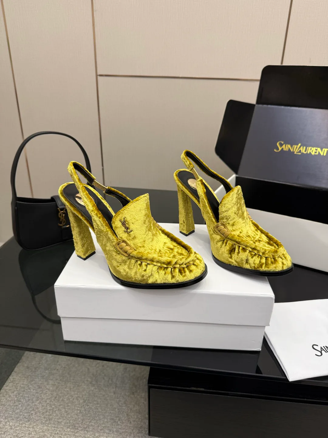 Босоножки Женские Saint Laurent 11239879