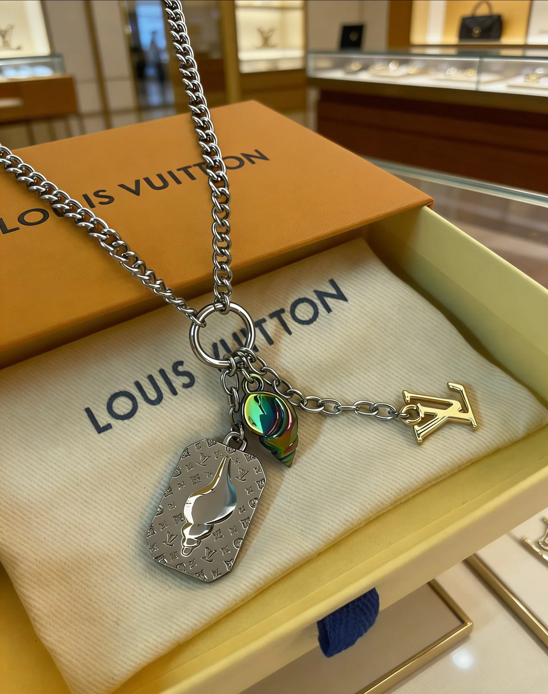 Бижутерия Louis Vuitton 11698083