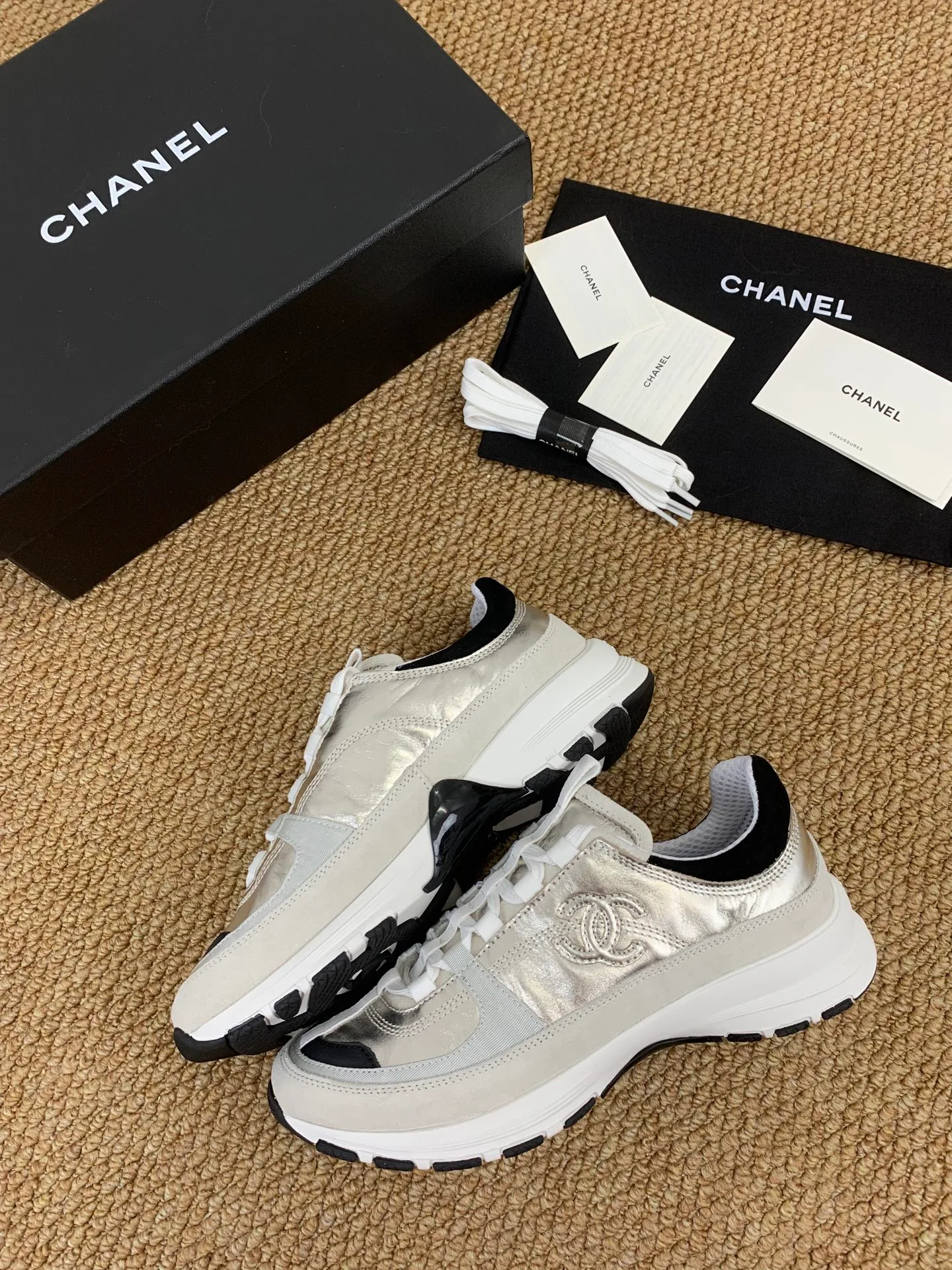 Кроссовки Женские Chanel 17545245