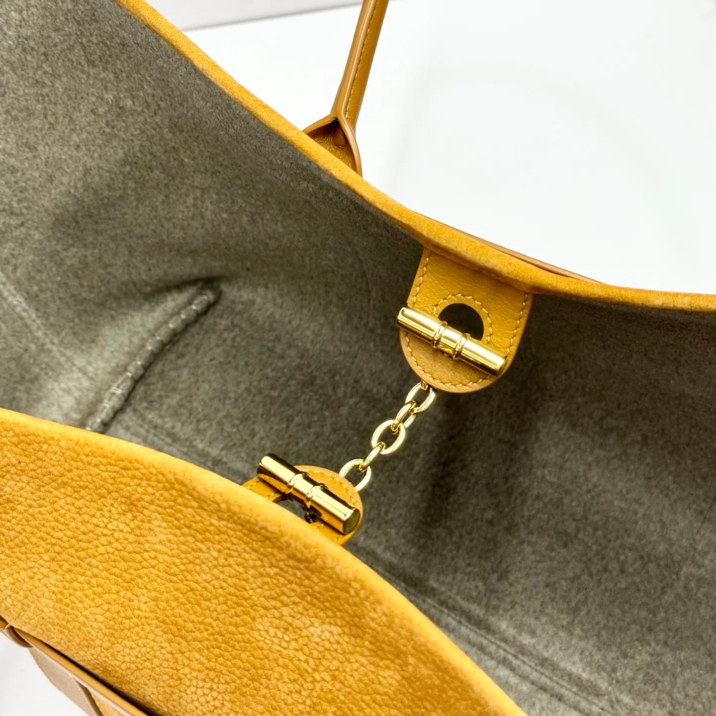 Классические Сумки Женские Loro Piana 11472640