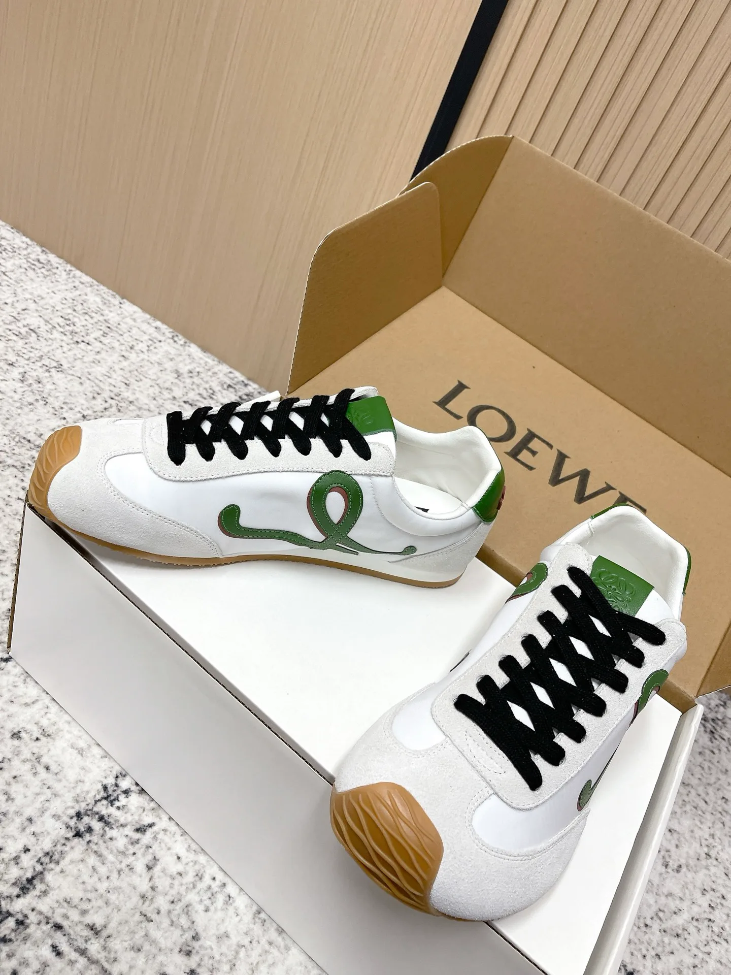 Кроссовки Женские Loewe 671677