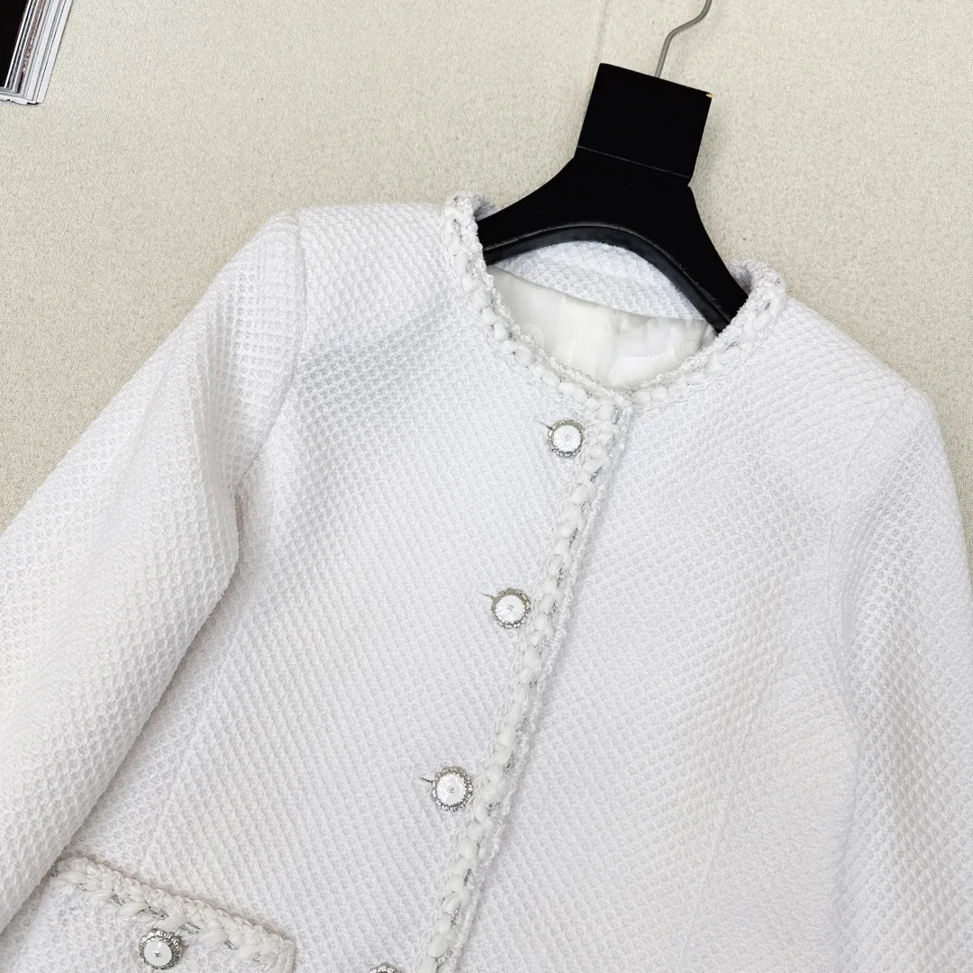 Куртки И Пуховики Женские Chanel 1229271