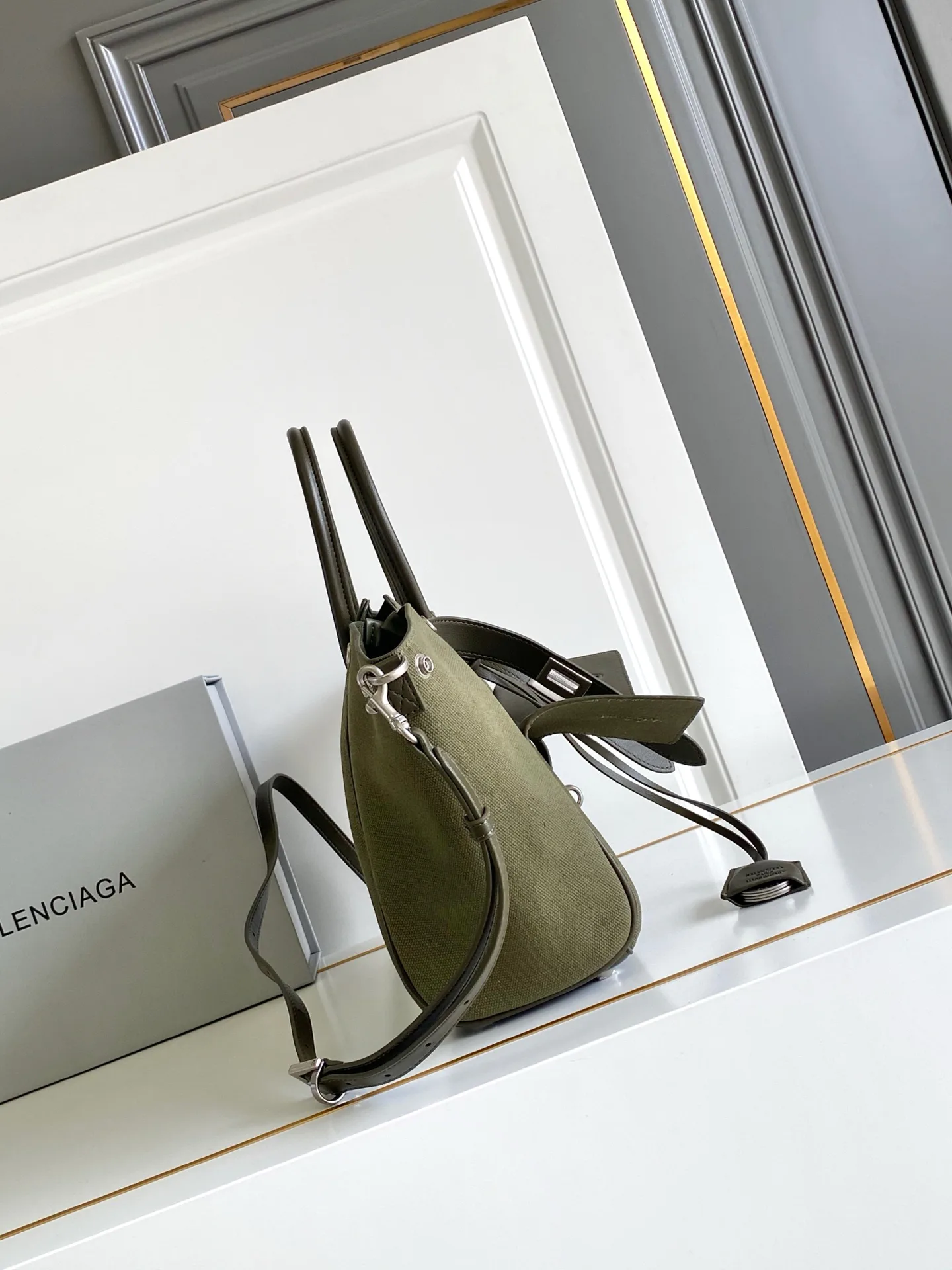 Сумки На Ремне Женские Balenciaga 84565