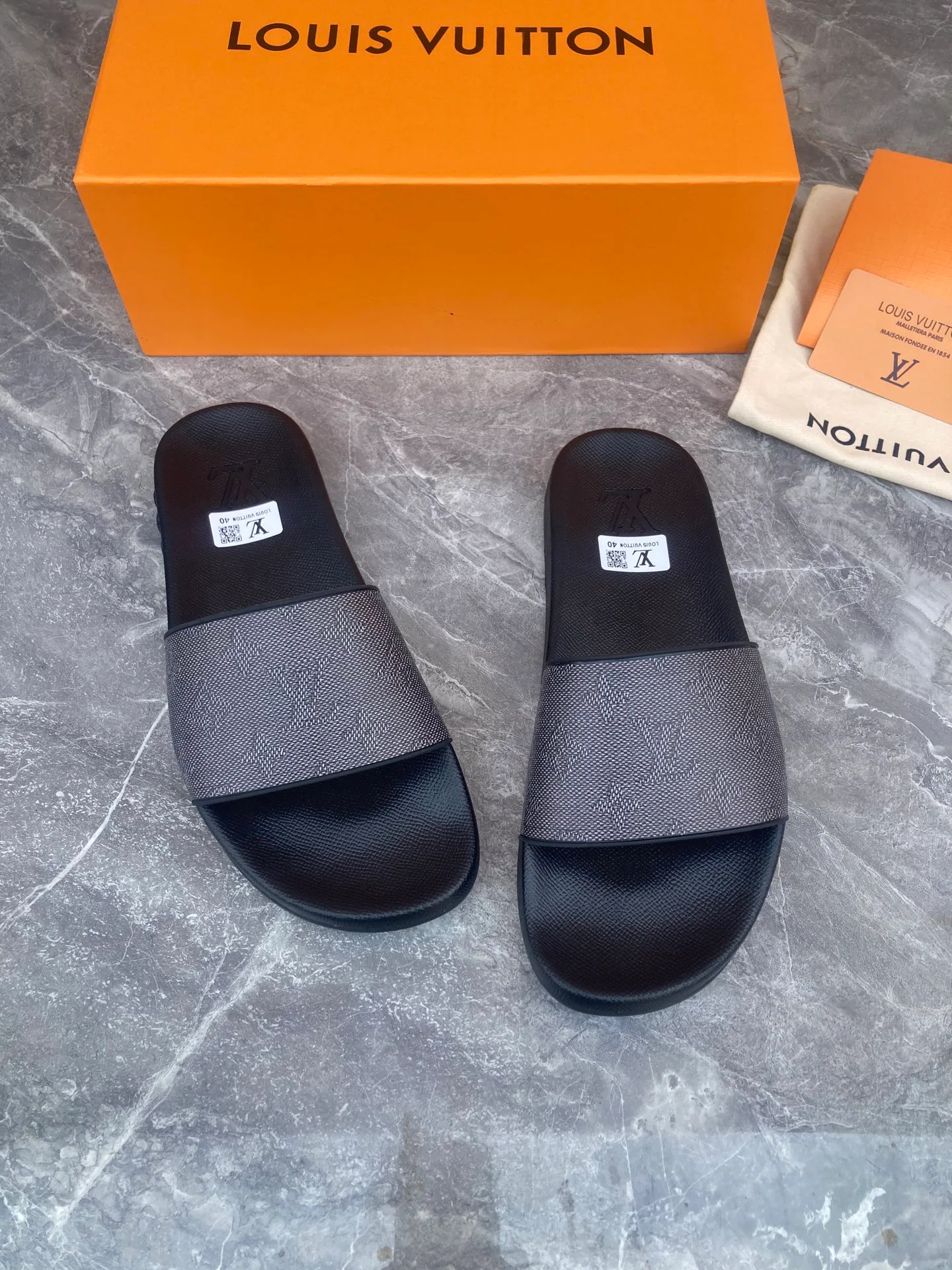 Шлепанцы Женские Louis Vuitton 5879848