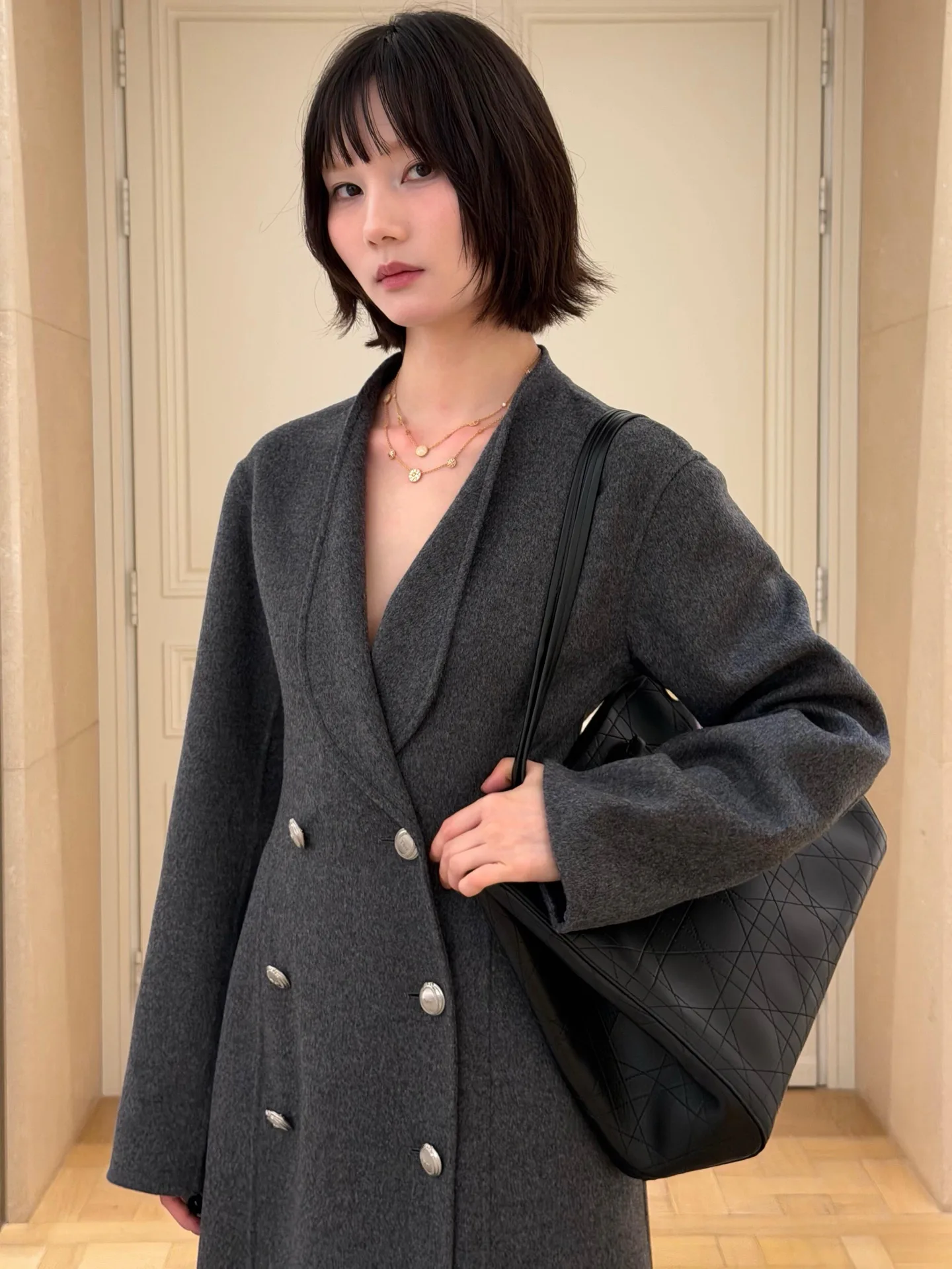 Пальто Женские Christian Dior 18010562