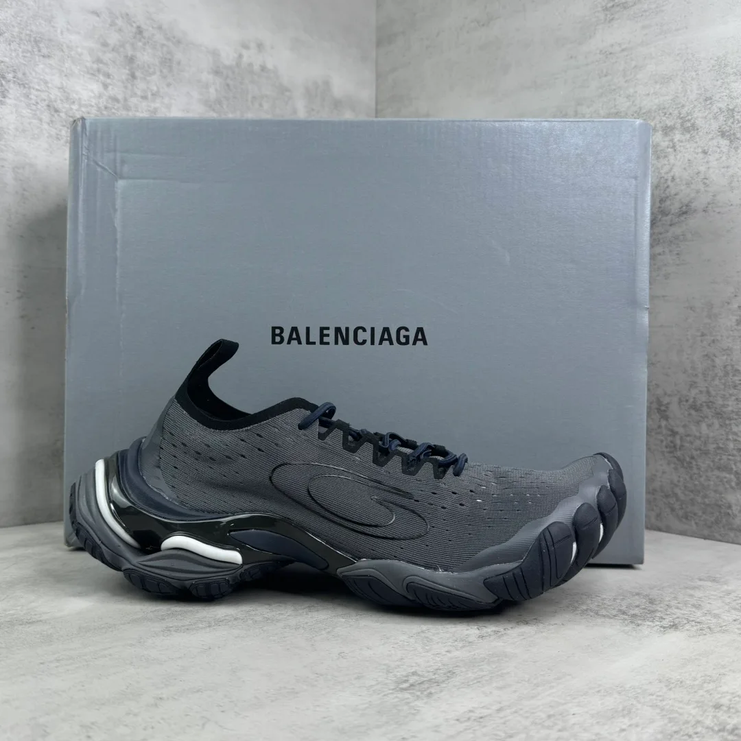 Кроссовки Женские Balenciaga 11842689