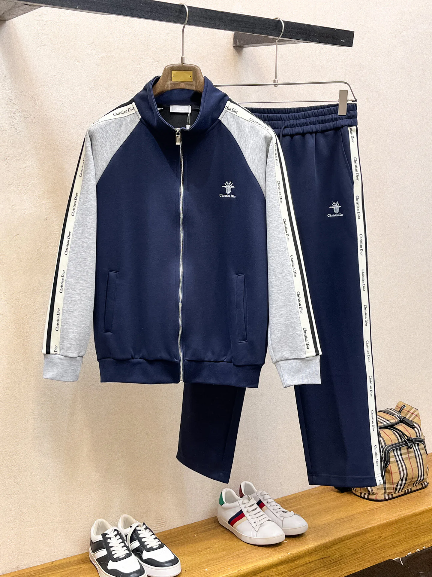 Костюмы Мужские Christian Dior 235379