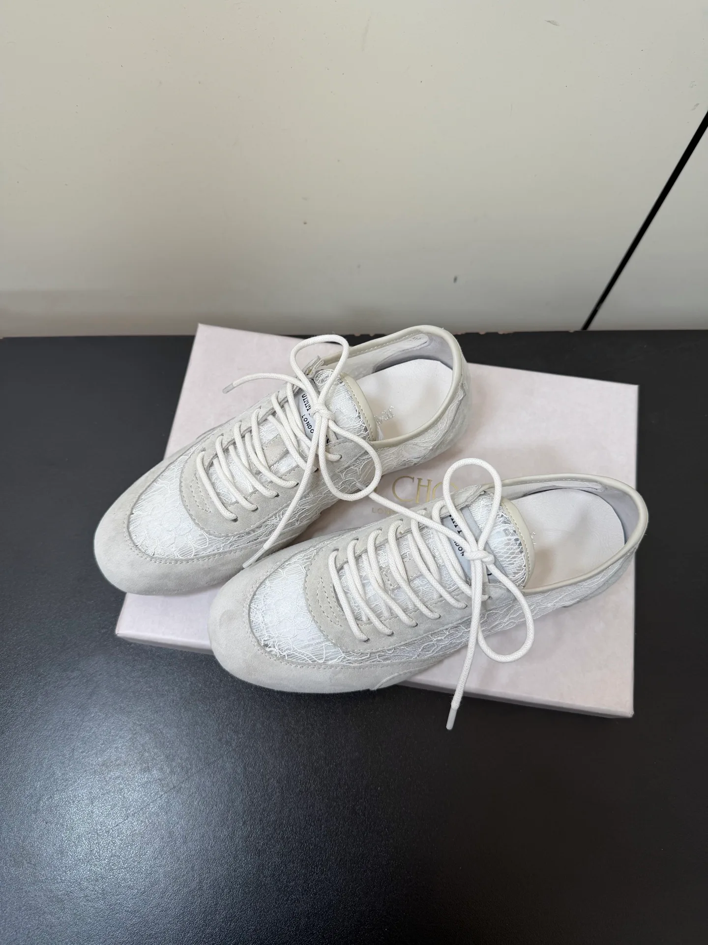 Кроссовки Женские Jimmy Choo 10454115