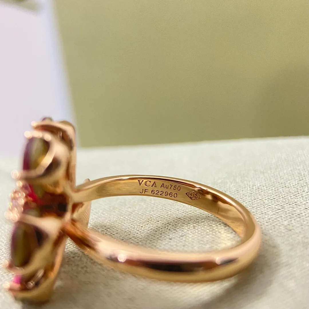 Бижутерия Van Cleef & Arpels 11704555