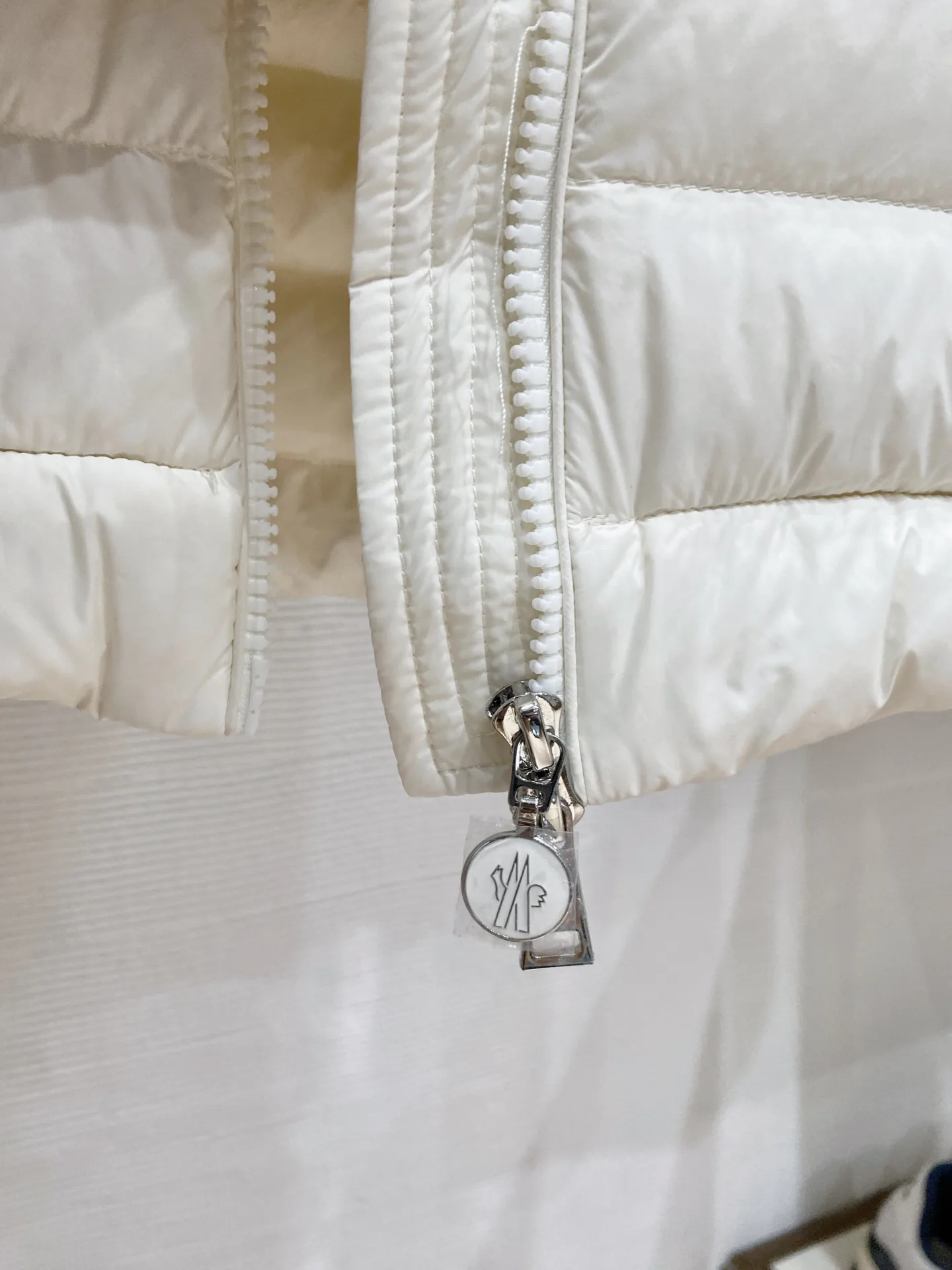 Куртки И Пуховики Женские Moncler 17632181