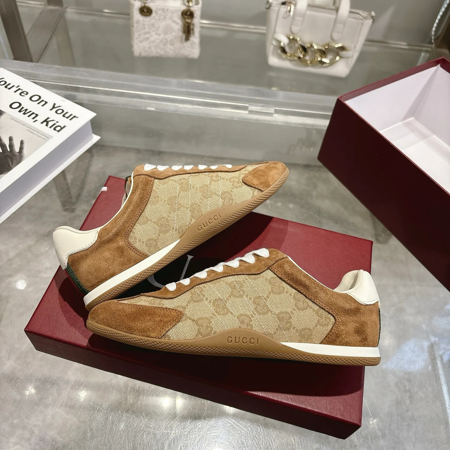 Кроссовки Женские Gucci 379461