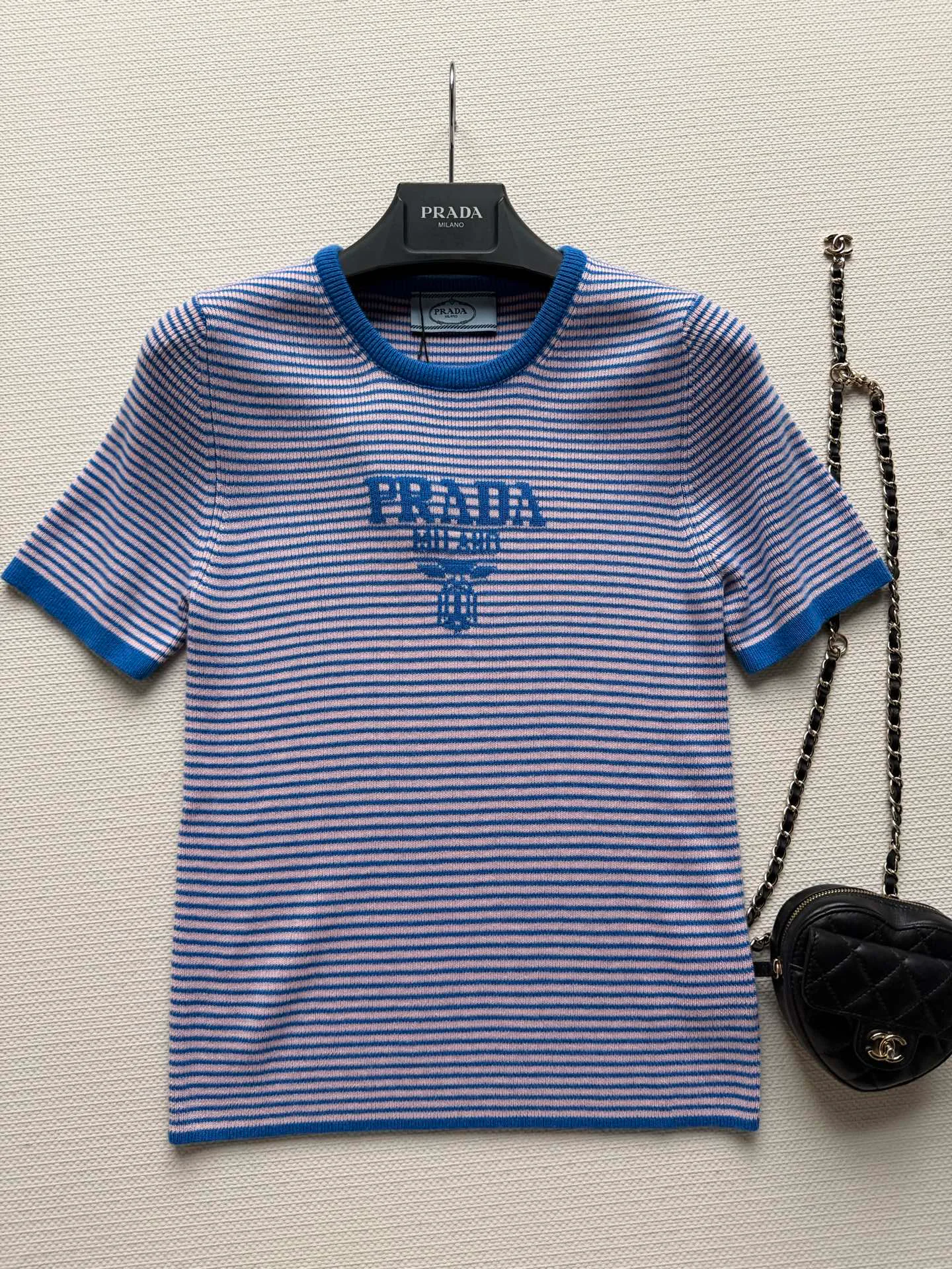 Футболки Женские Prada 10993246