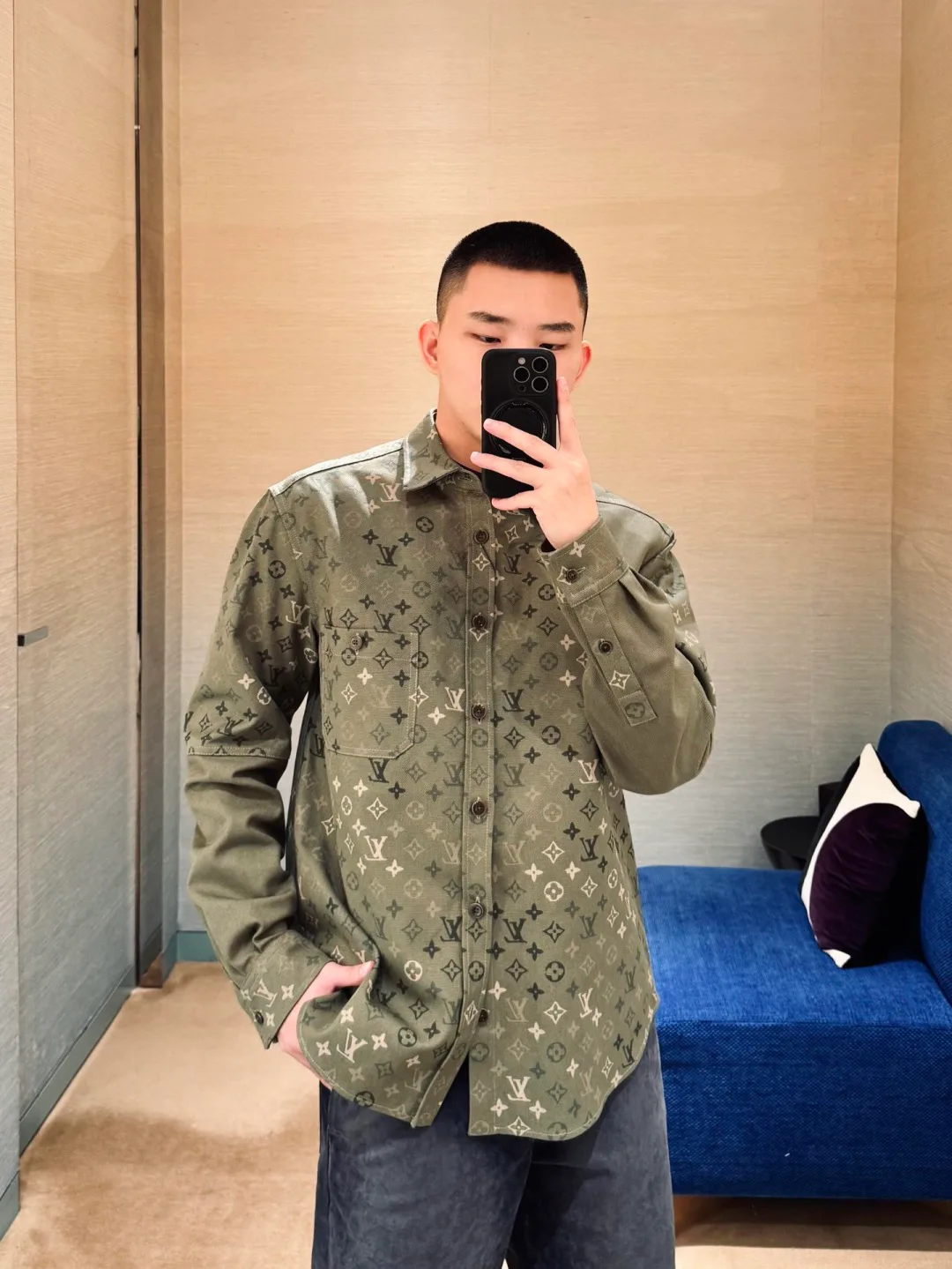 Куртки И Пуховики Женские Louis Vuitton 412795