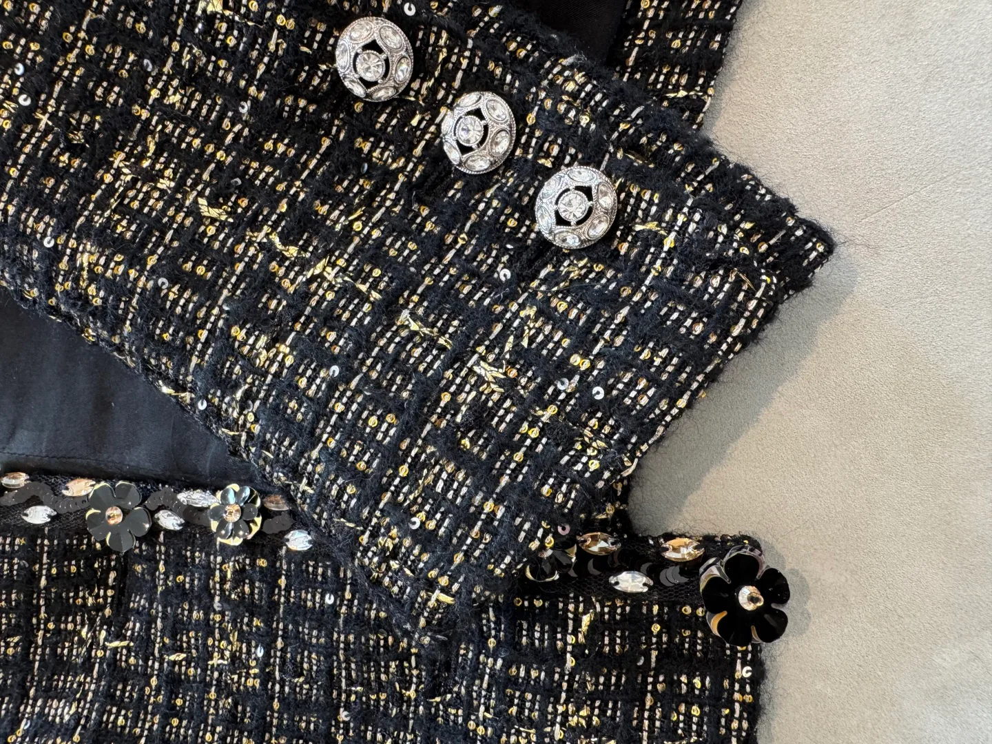 Куртки И Пуховики Женские Chanel 78698