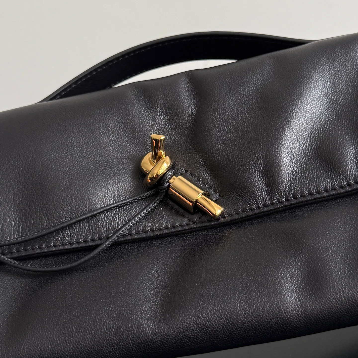 Клатчи Женские Bottega Veneta 11393187