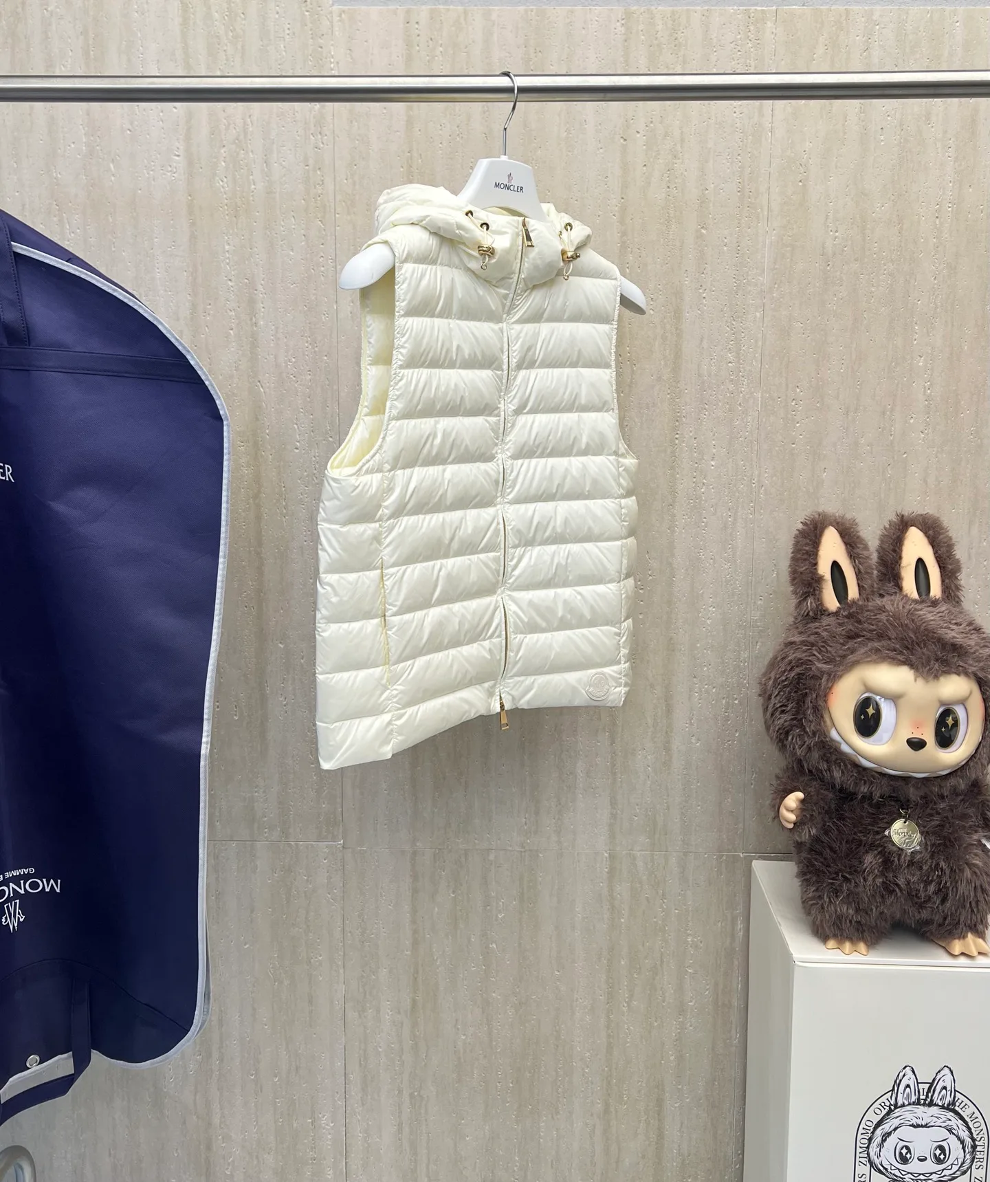 Куртки И Пуховики Женские Moncler 19628769
