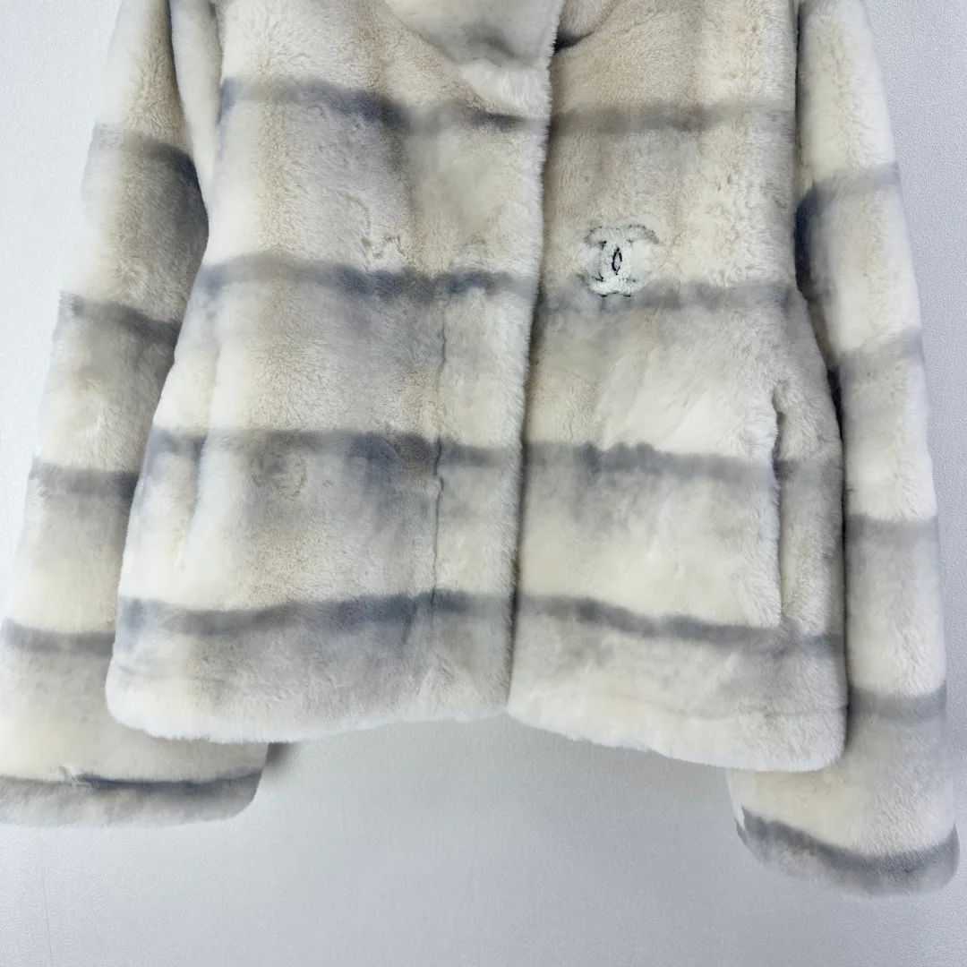 Шубы Женские Chanel 550777