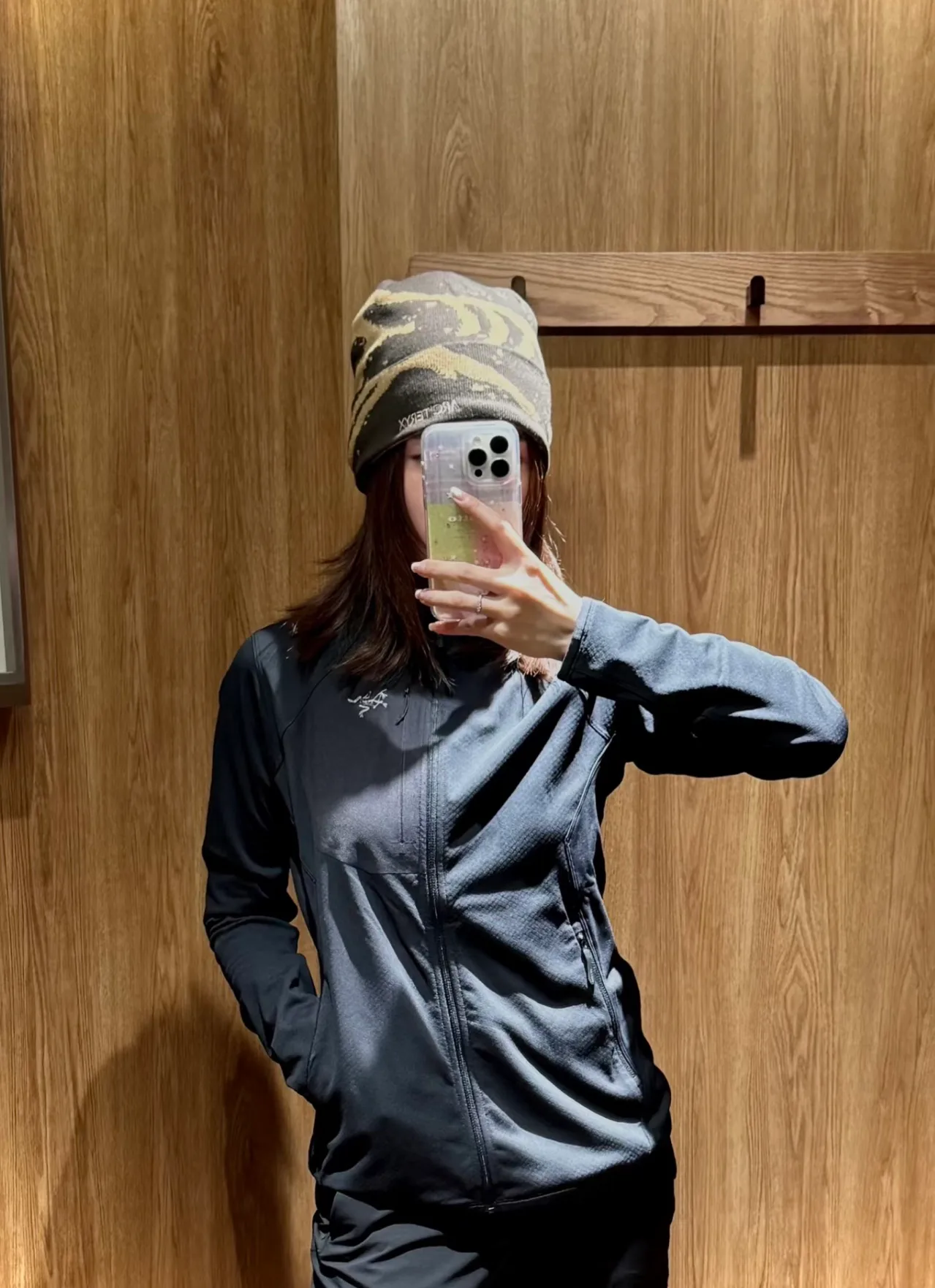 Куртки И Пуховики Женские Arcteryx 17912287