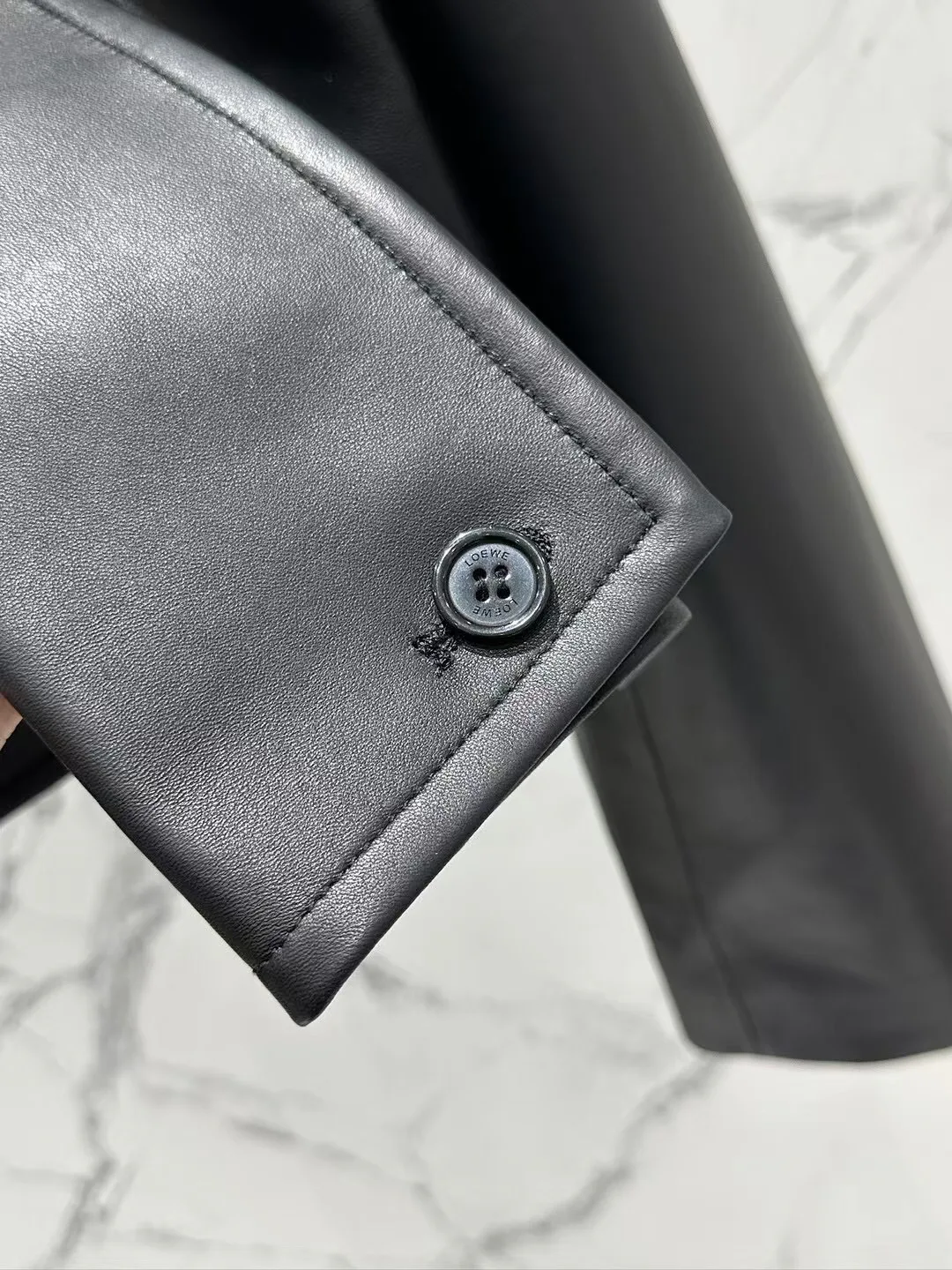Кожаные Куртки И Дублёнки Женские Loewe 12717834