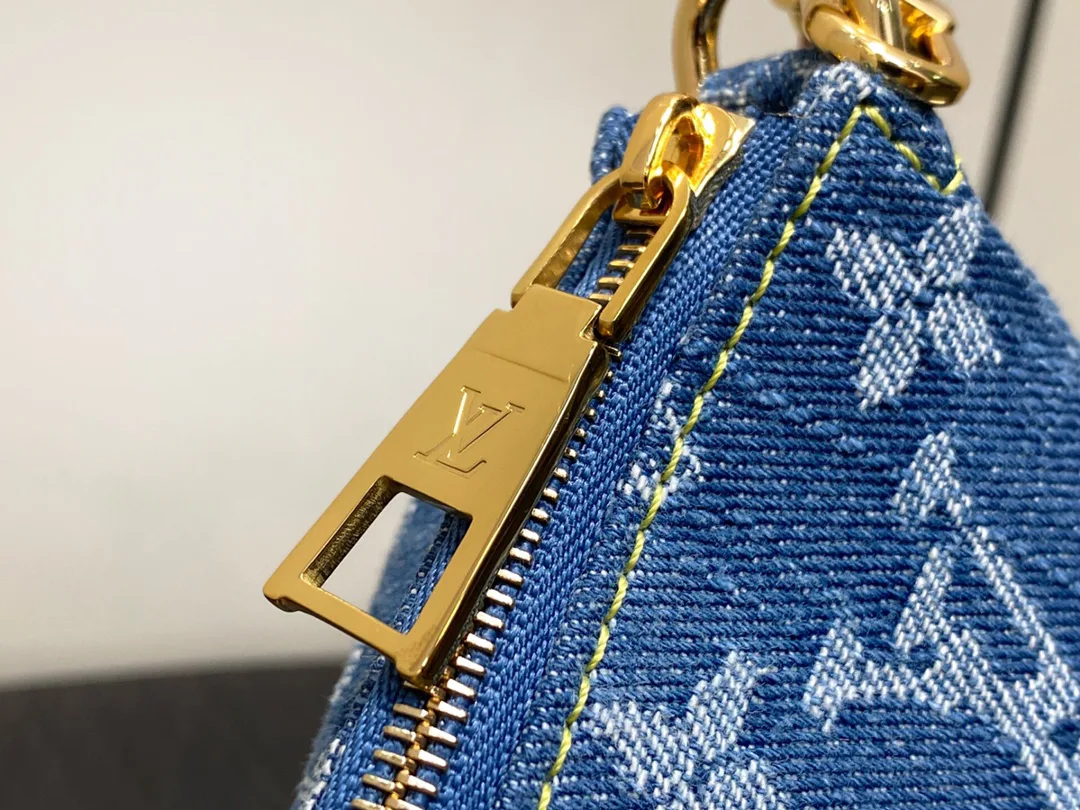 Сумки На Ремне Женские Louis Vuitton 12798951
