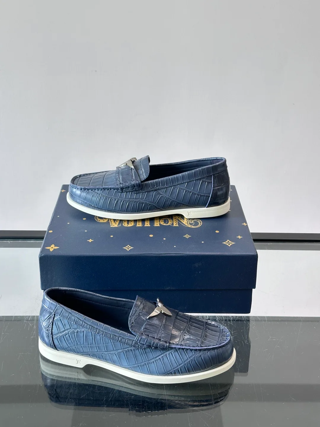 Лоферы И Туфли Мужские Louis Vuitton 18118559