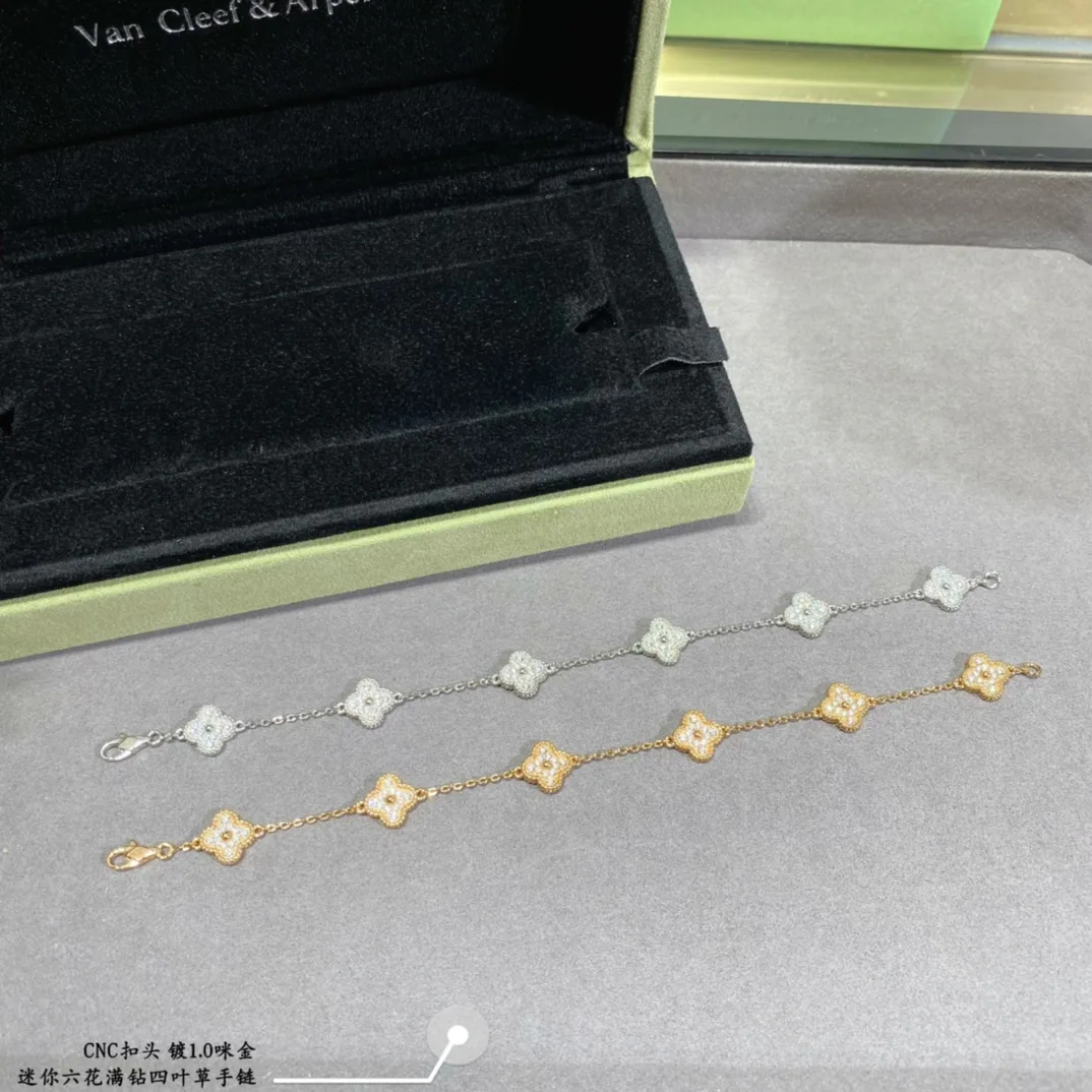 Бижутерия Van Cleef & Arpels 17857375