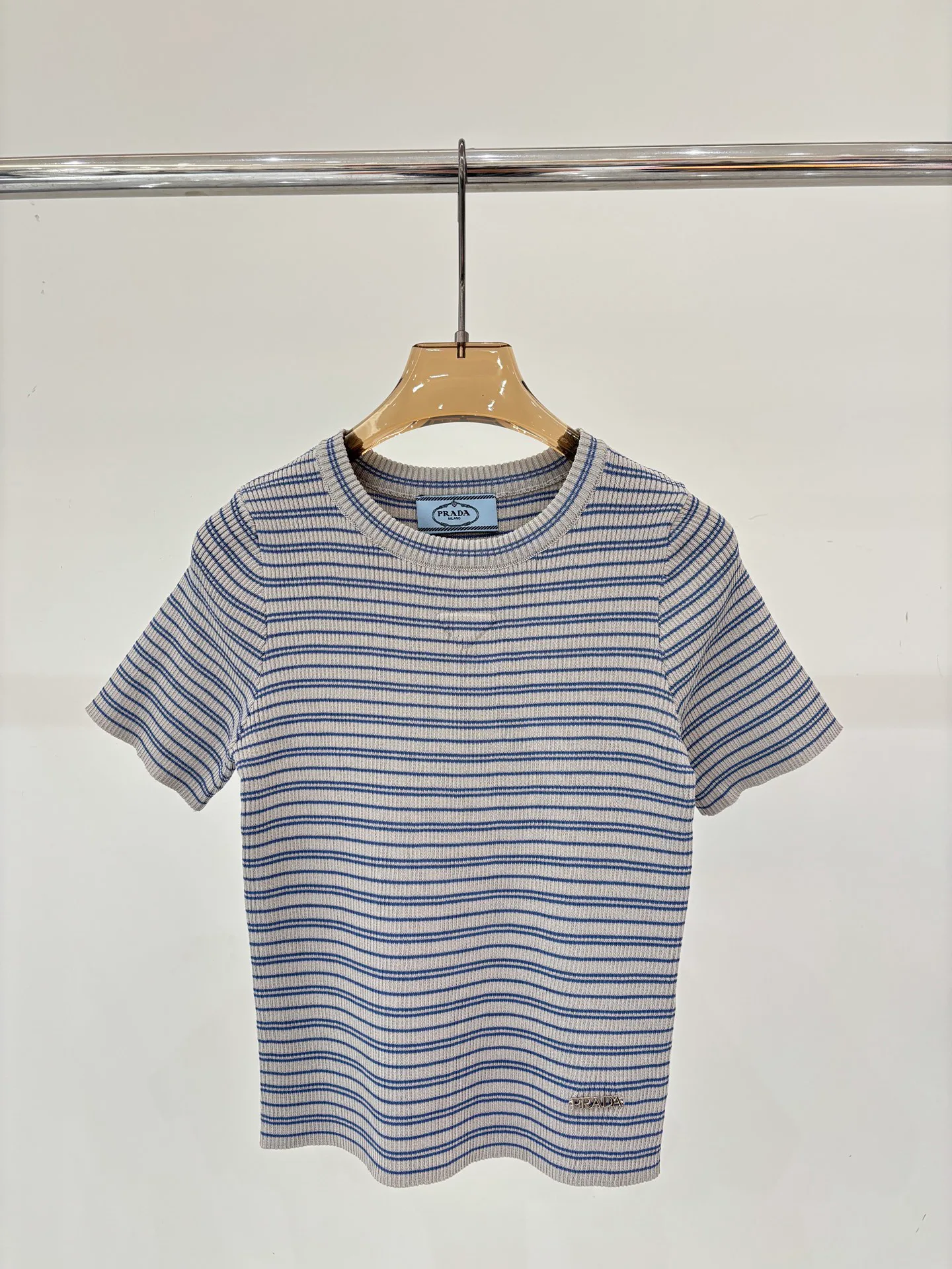 Футболки Женские Prada 11887450