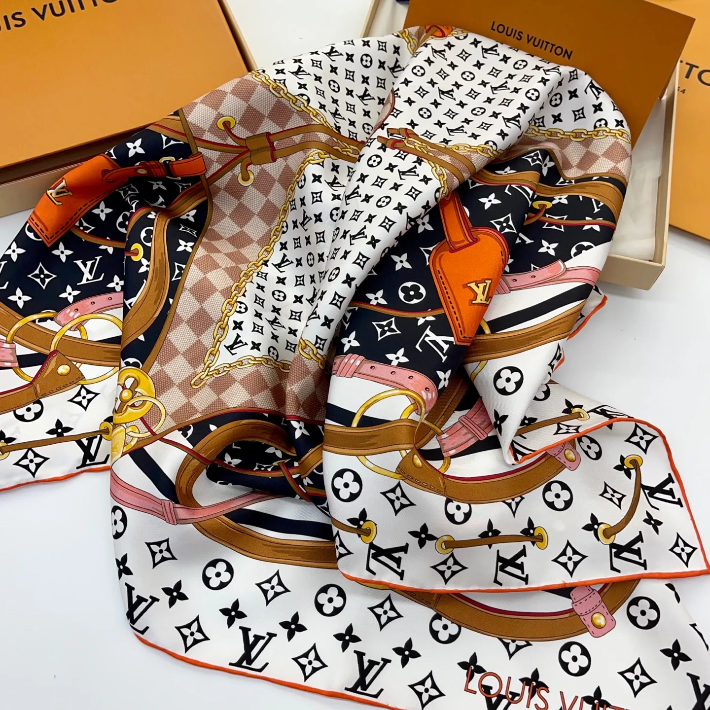 Шарфы Louis Vuitton 30457