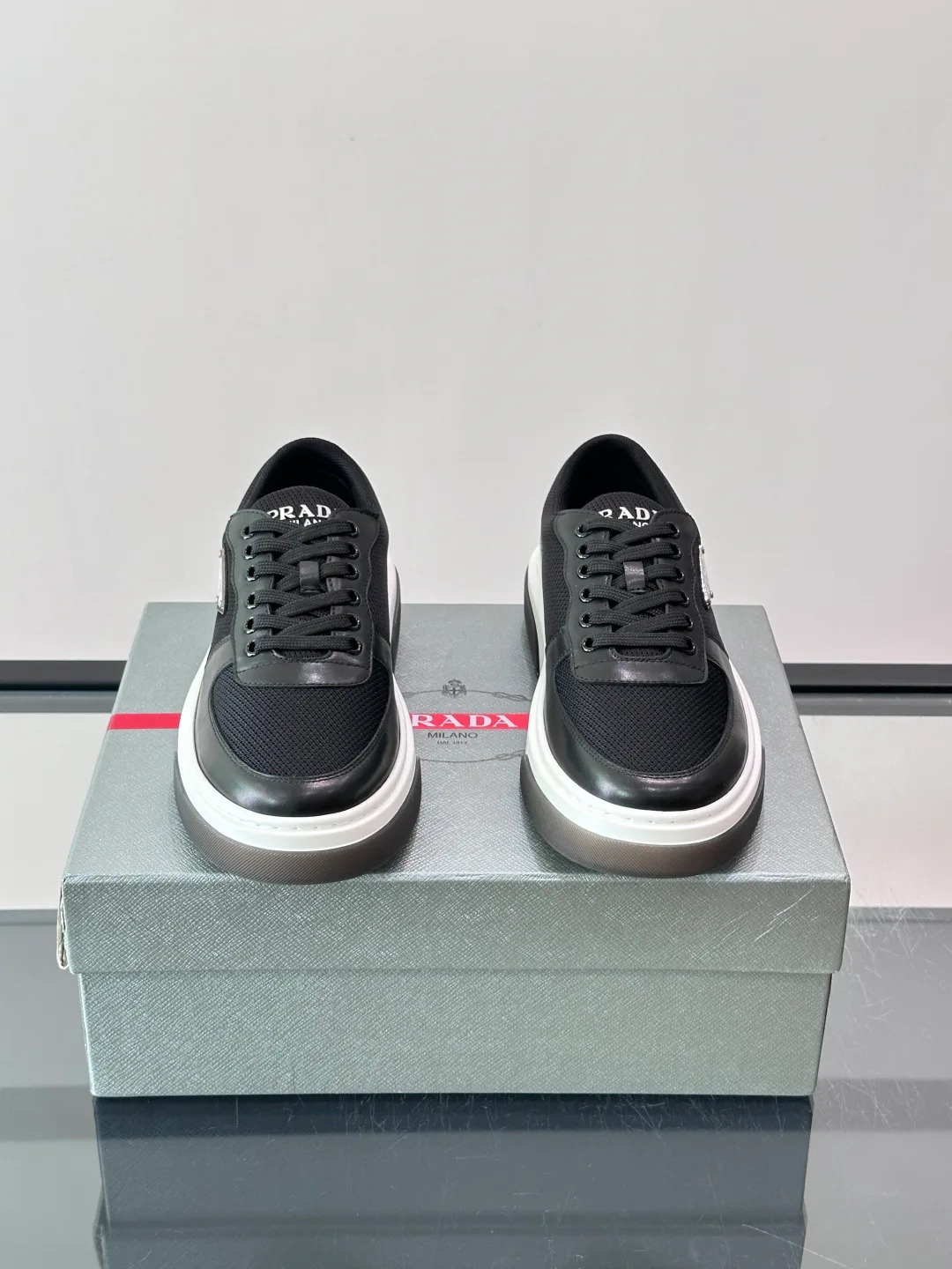 Кроссовки Мужские Prada 17913725