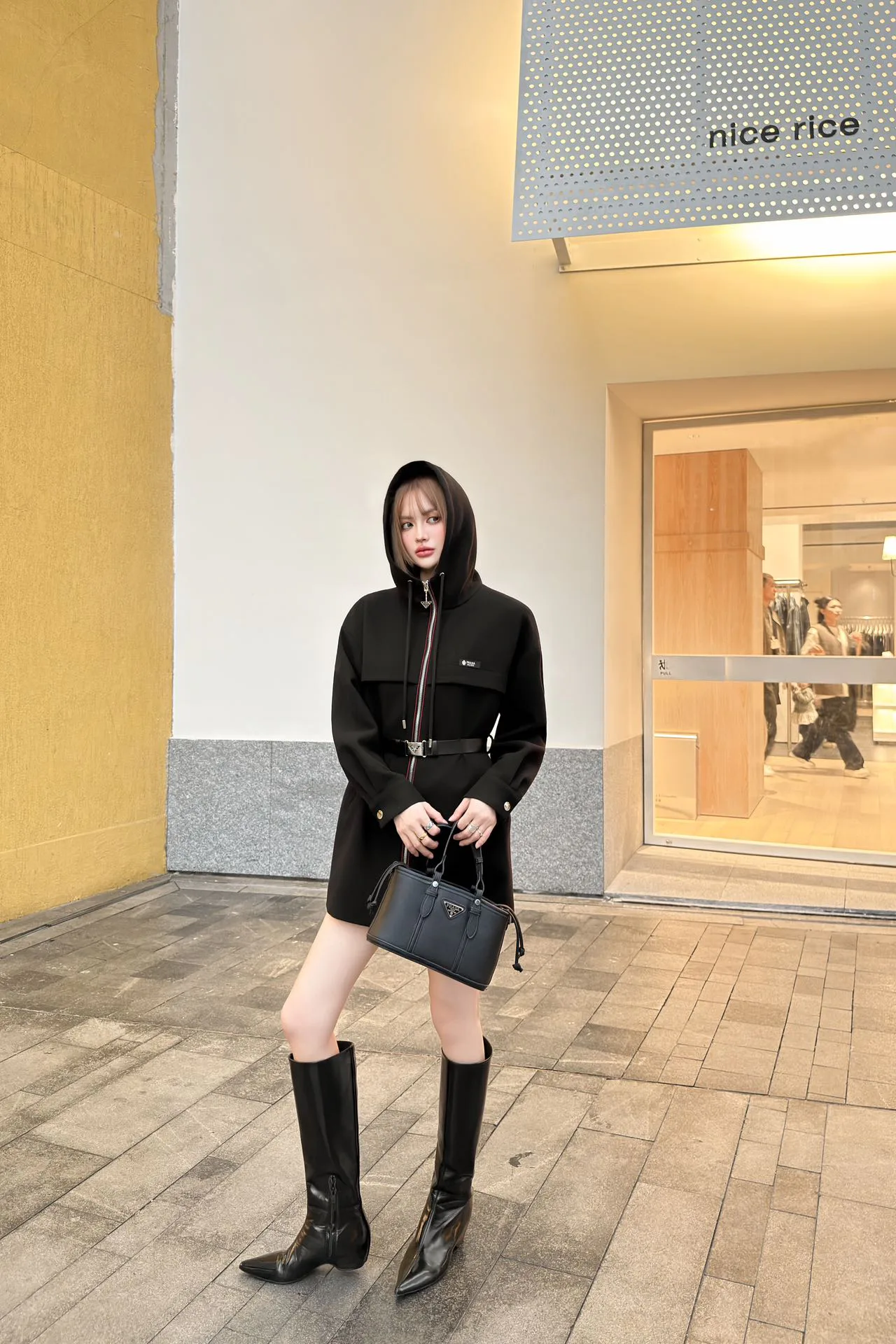 Куртки И Пуховики Женские Prada 550460