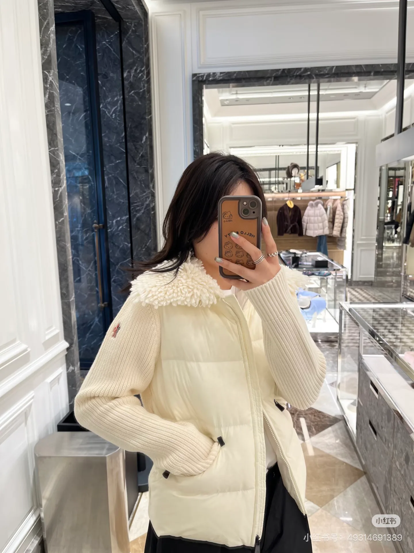 Куртки И Пуховики Женские Moncler 19332000