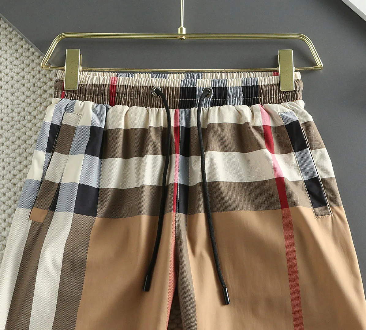Шорты Мужские Burberry 18000495