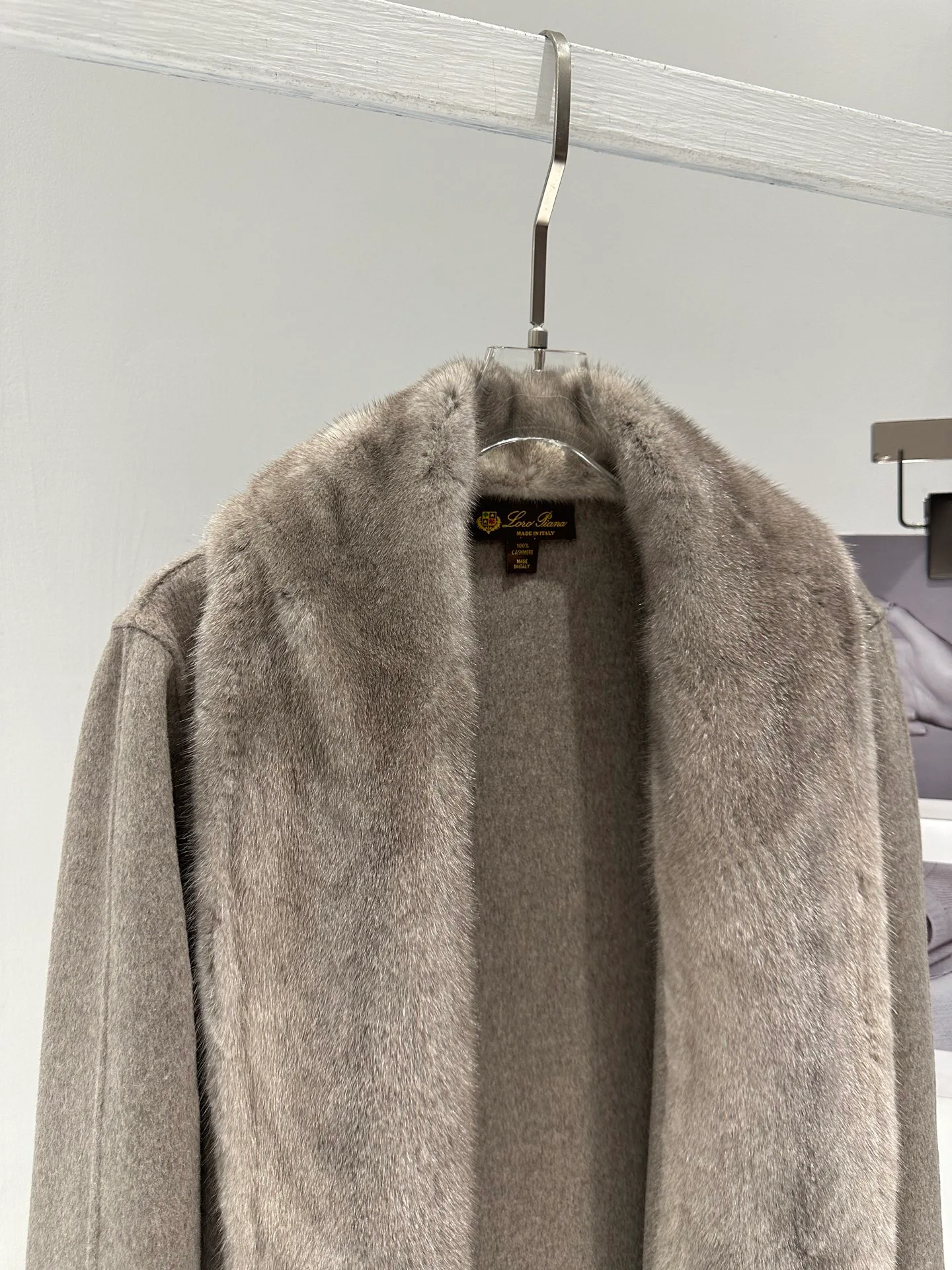 Пальто Женские Loro Piana 18082923