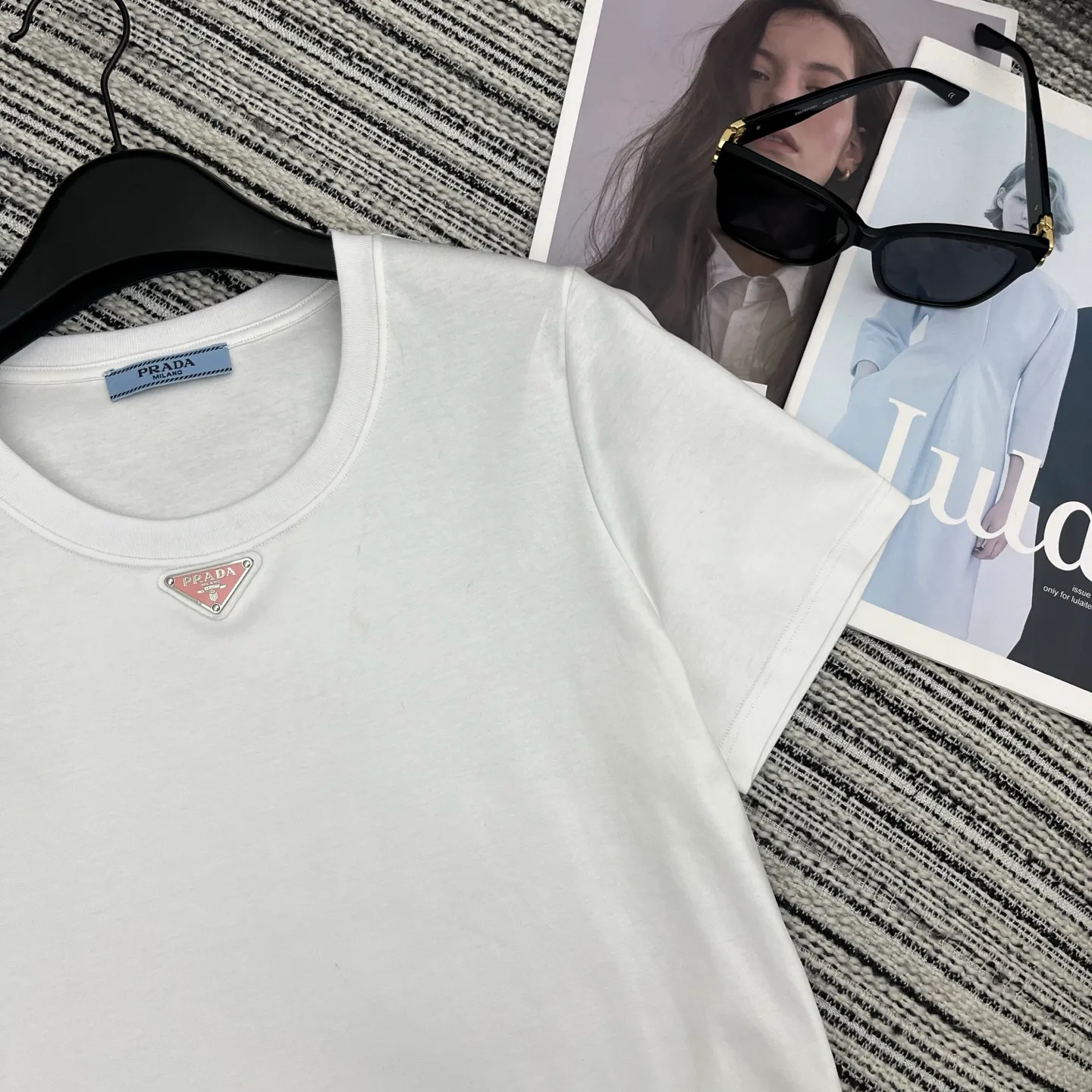 Футболки Женские Prada 4382595