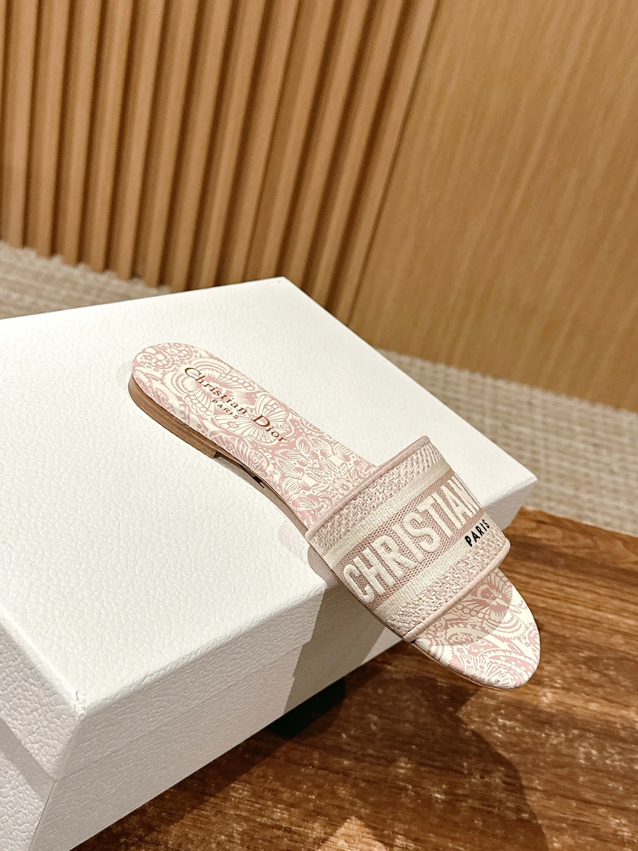 Шлепанцы Женские Christian Dior 11600093