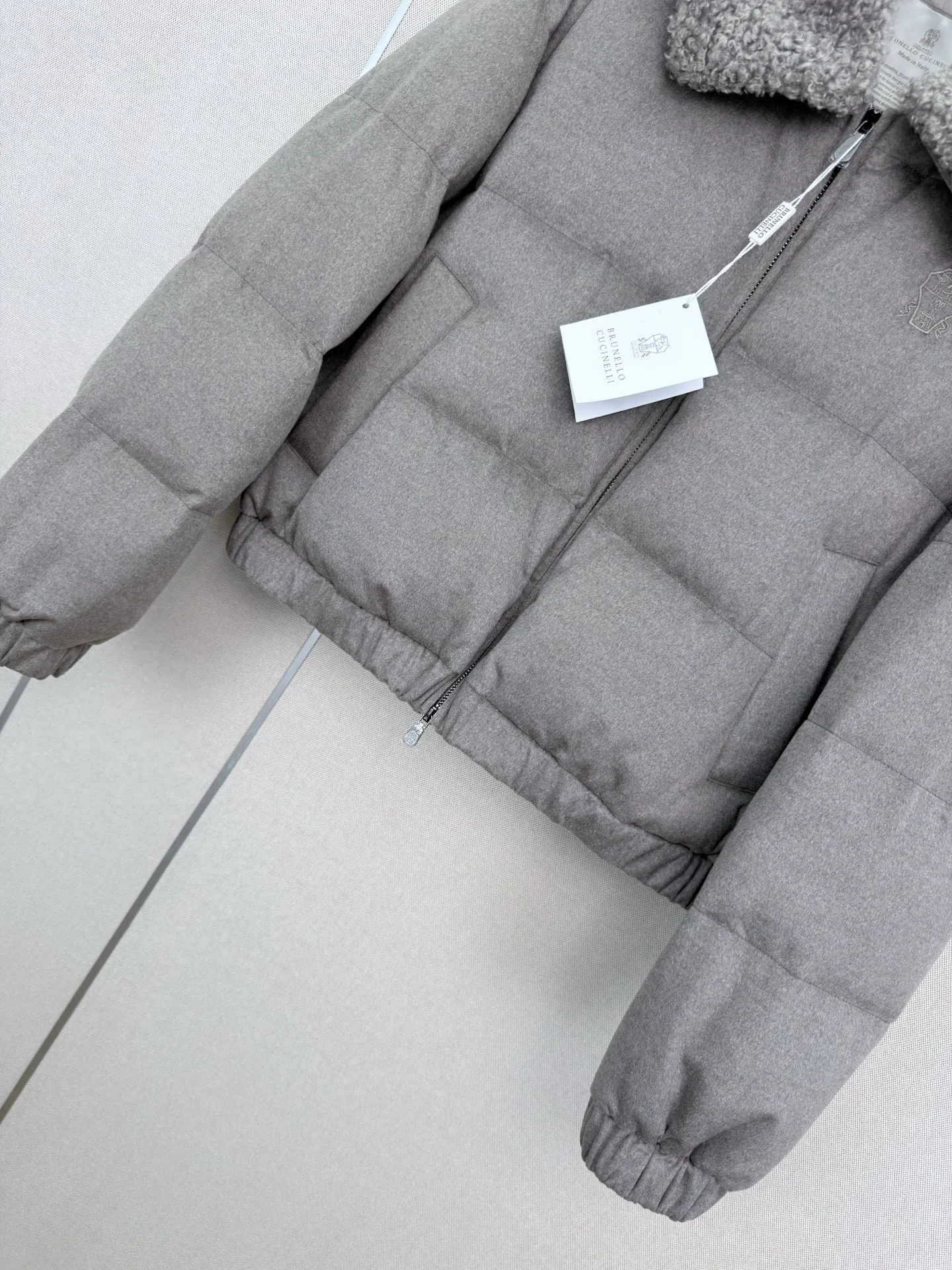 Куртки И Пуховики Женские Brunello Cucinelli 18185770