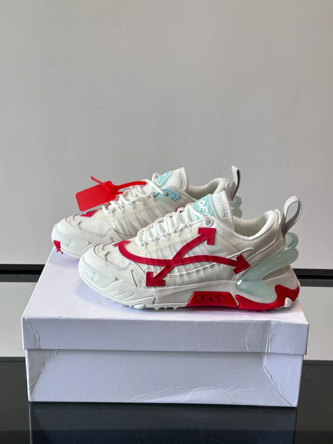 Кроссовки Женские Off-White 17689327