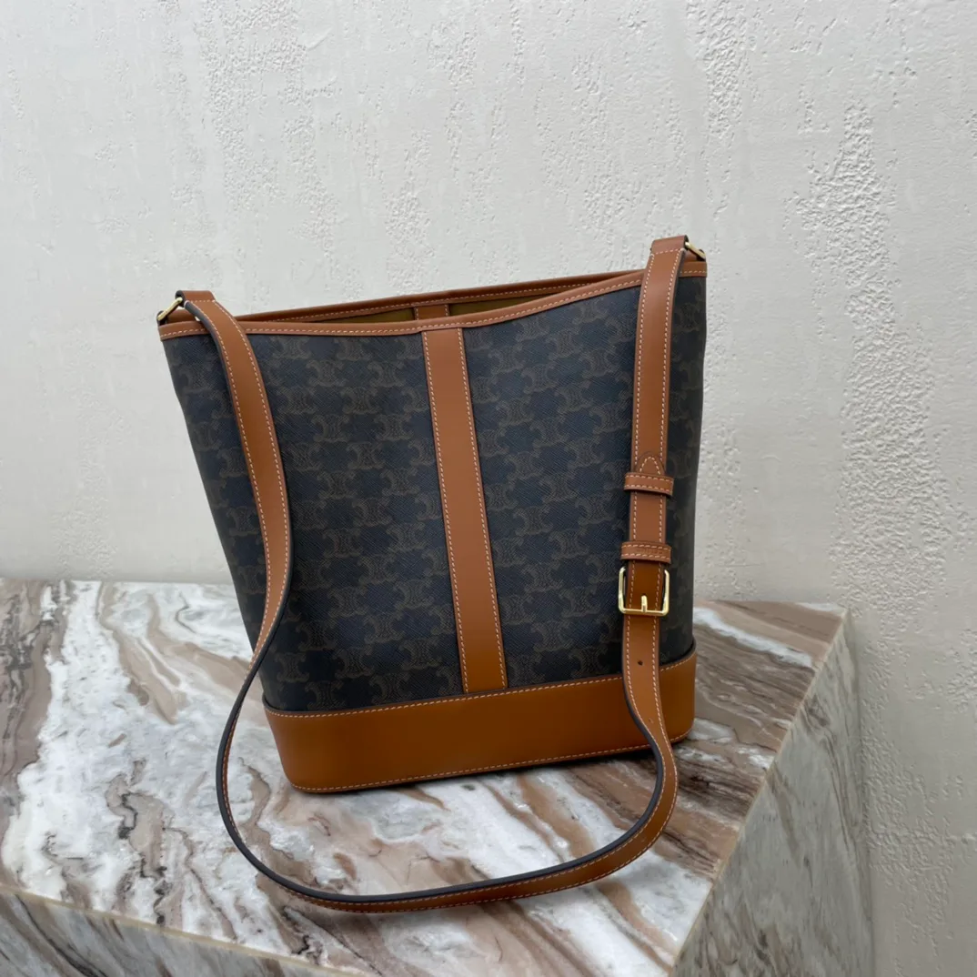 Сумки На Ремне Женские Celine 12604696
