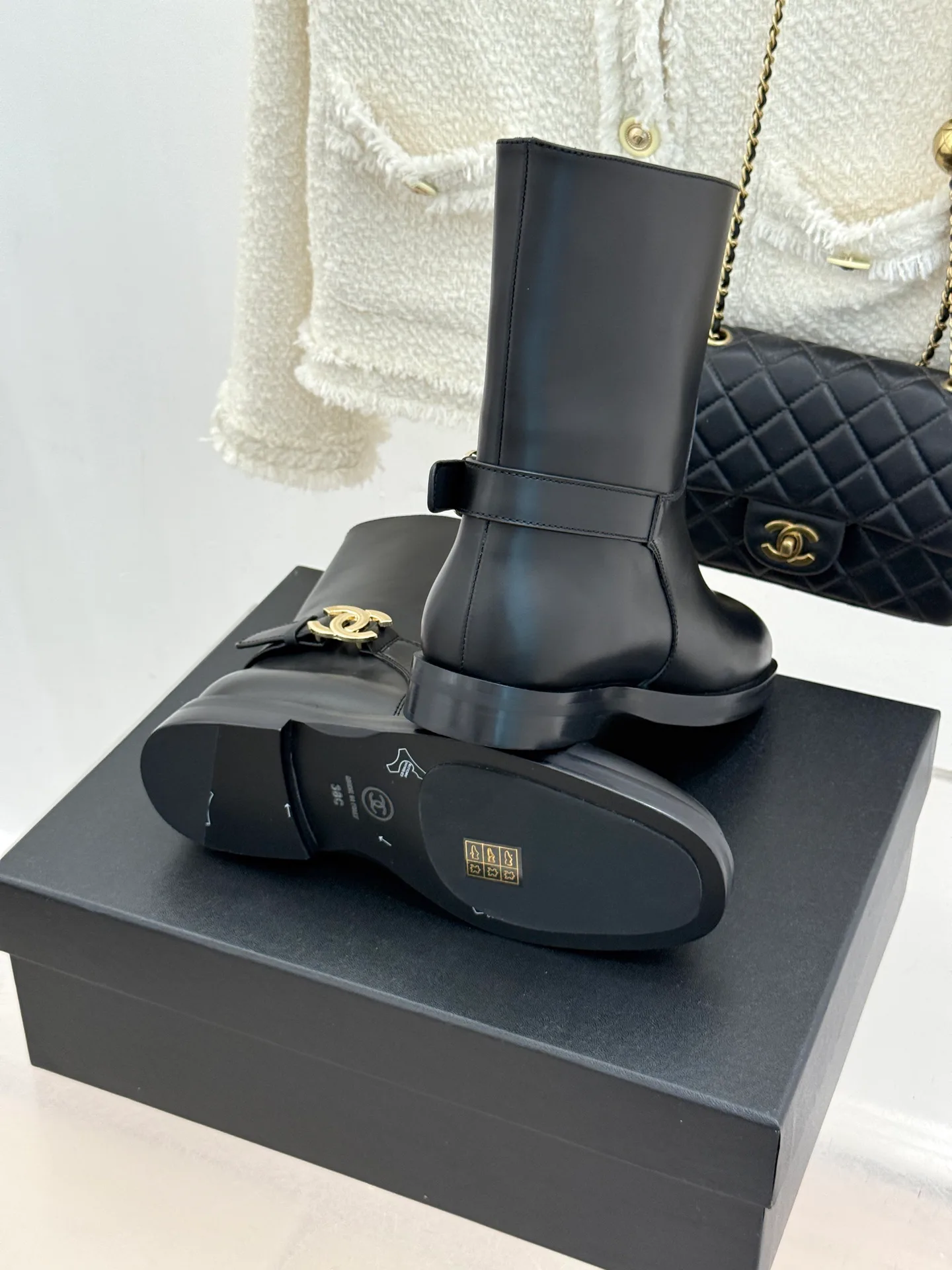 Сапоги Женские Chanel 18154847