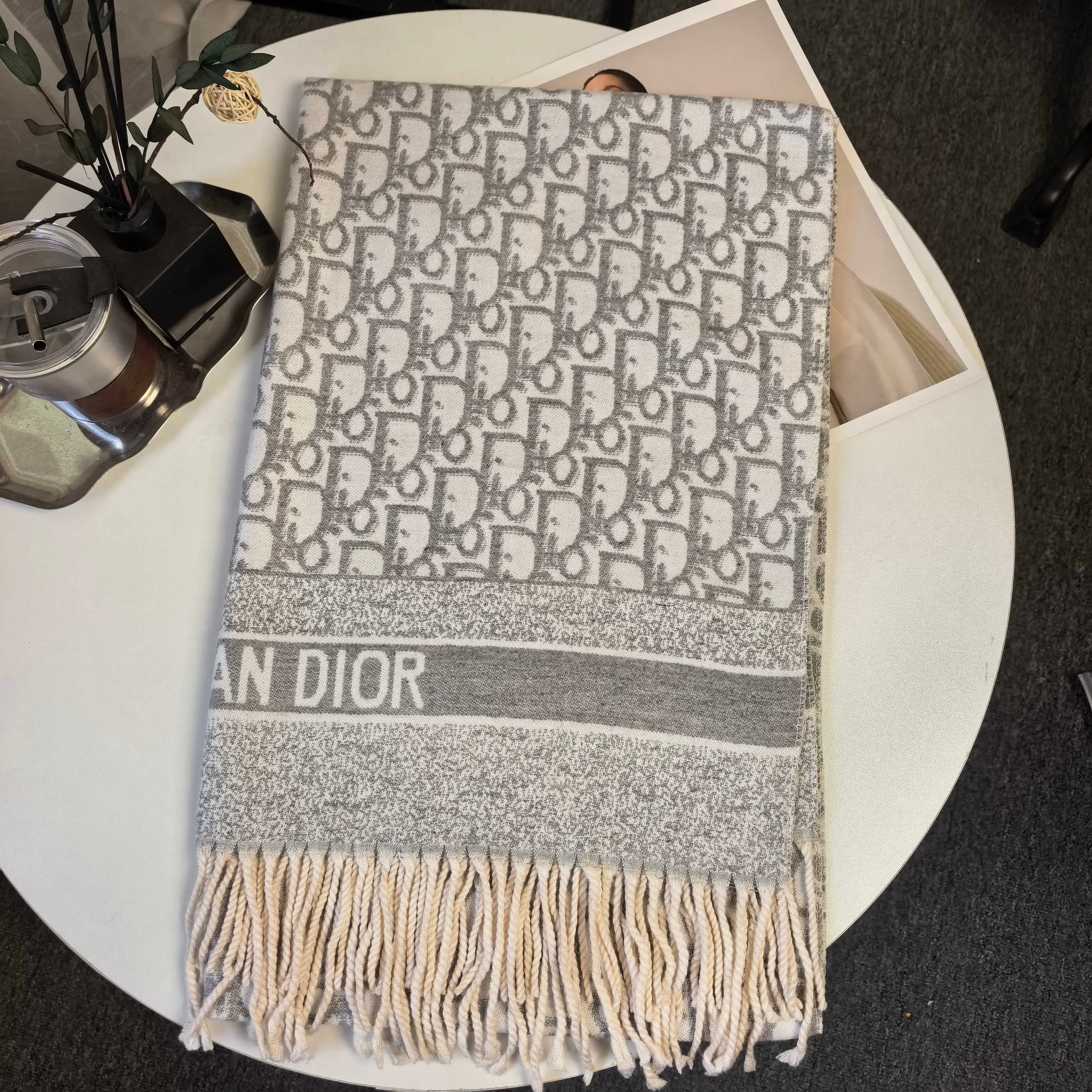 Шарфы Christian Dior 18104861
