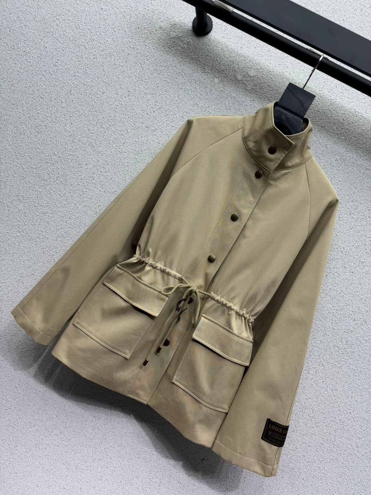 Куртки И Пуховики Женские Louis Vuitton 19760162