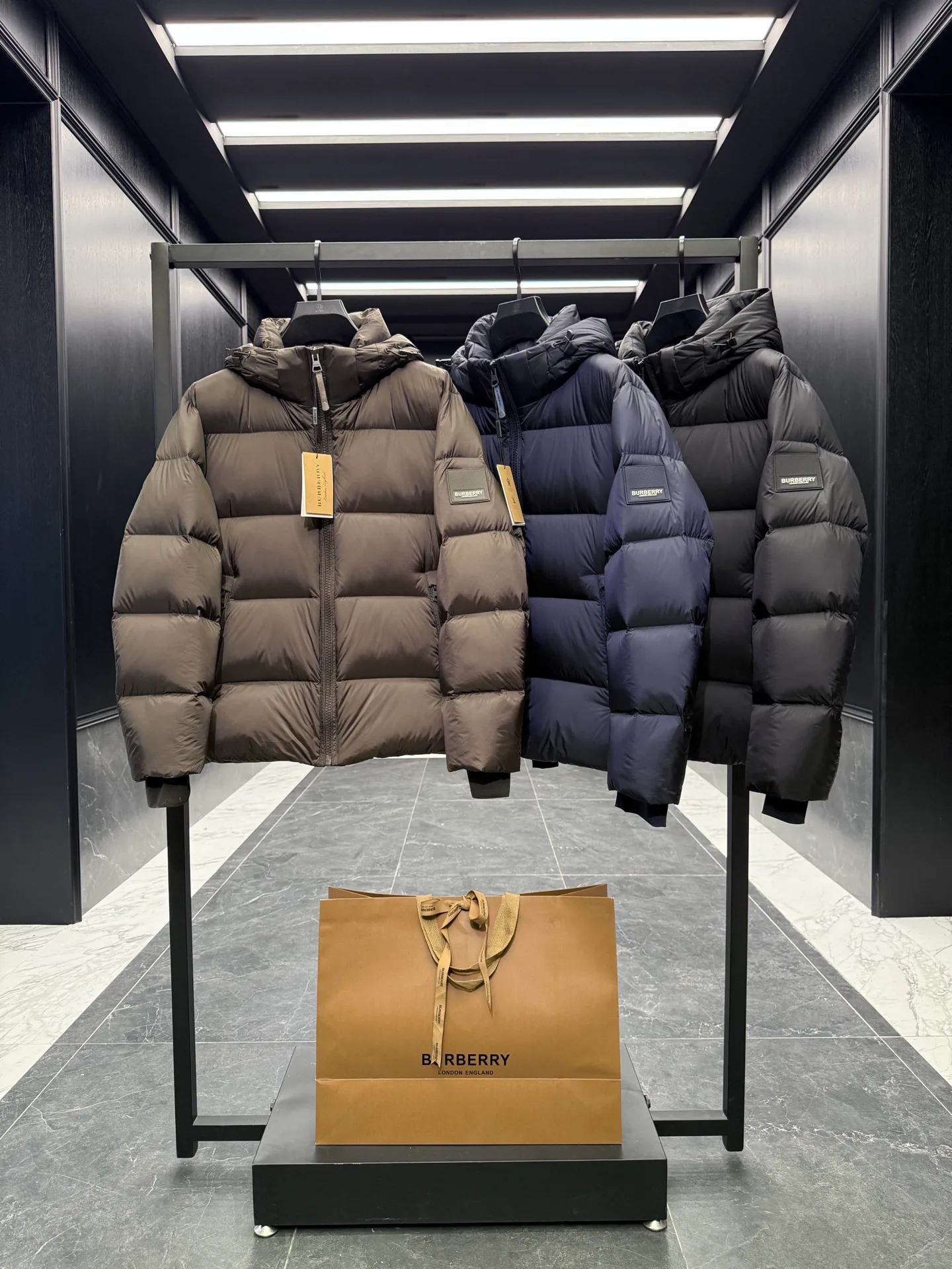Куртки И Пуховики Женские Burberry 18971782