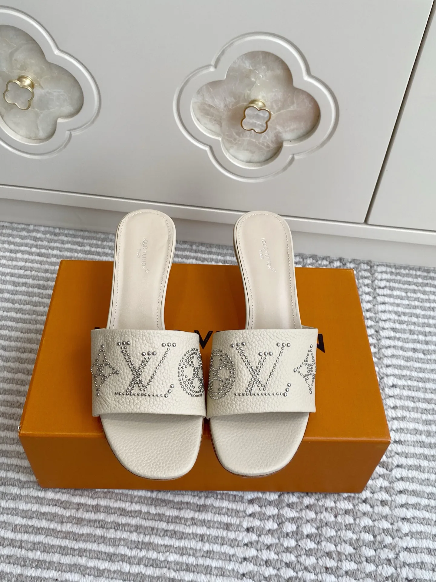 Сандалии Женские Louis Vuitton 13185494