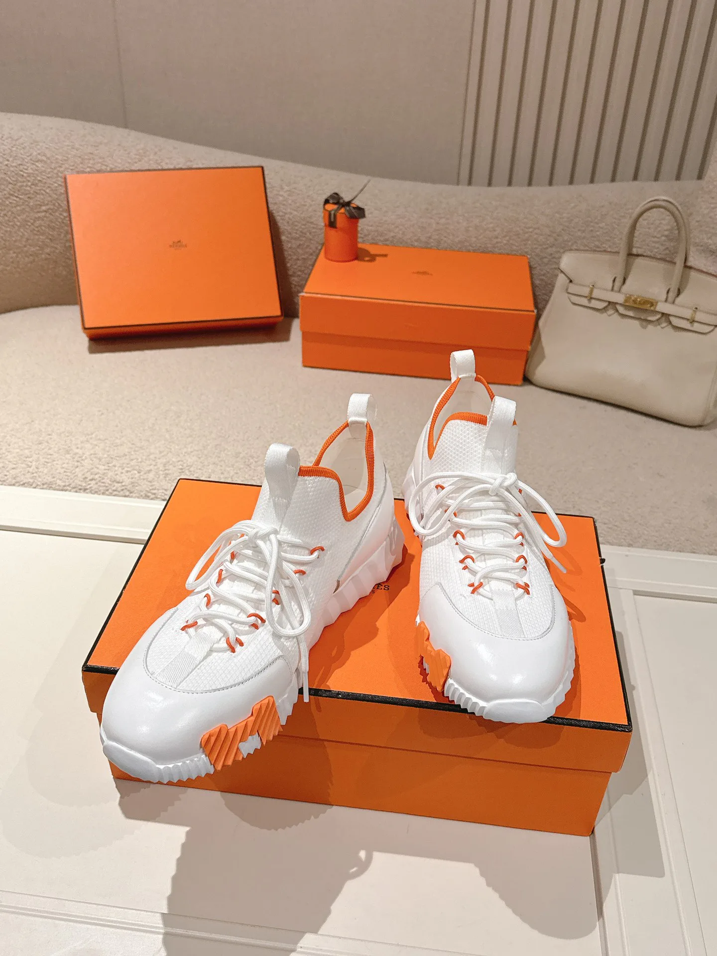 Кроссовки Женские Hermes 1628737